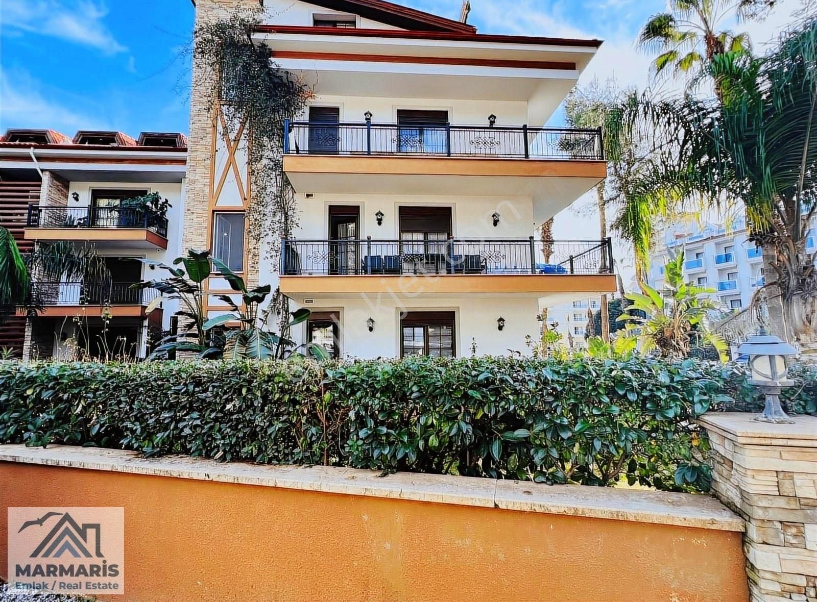 10 Yaşında, Plaja 550 M. , Satılık 2+1 Lüks Daire,doğa Manzaralı