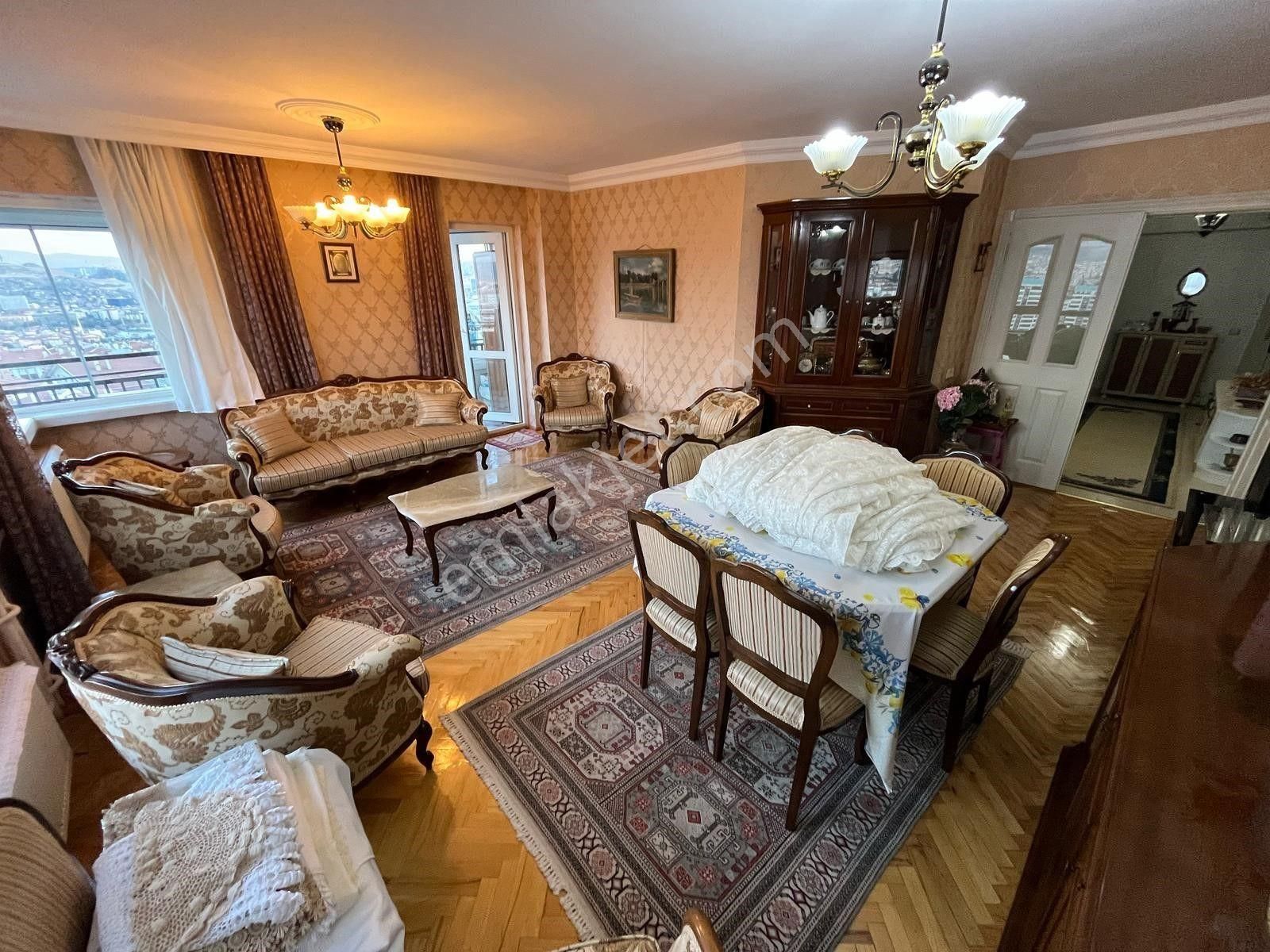 Basınevleri Mahallesinde Site İçinde 3+1 Ön Güney Batı Manzaralı