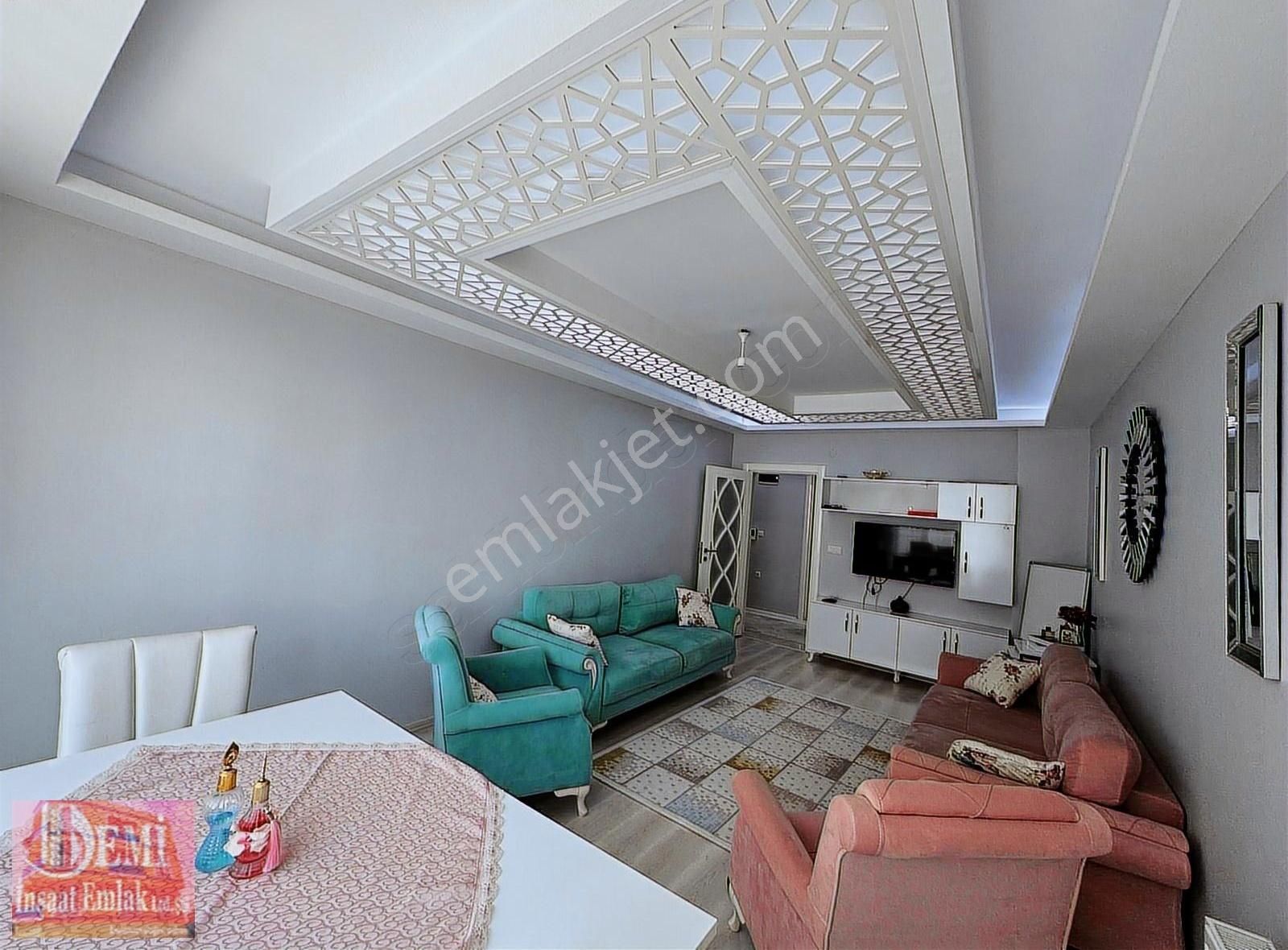 Asansörlü/otoparklı/ebeveyn Banyolu/giyinme Odalı 3+1 Lüx Daire
