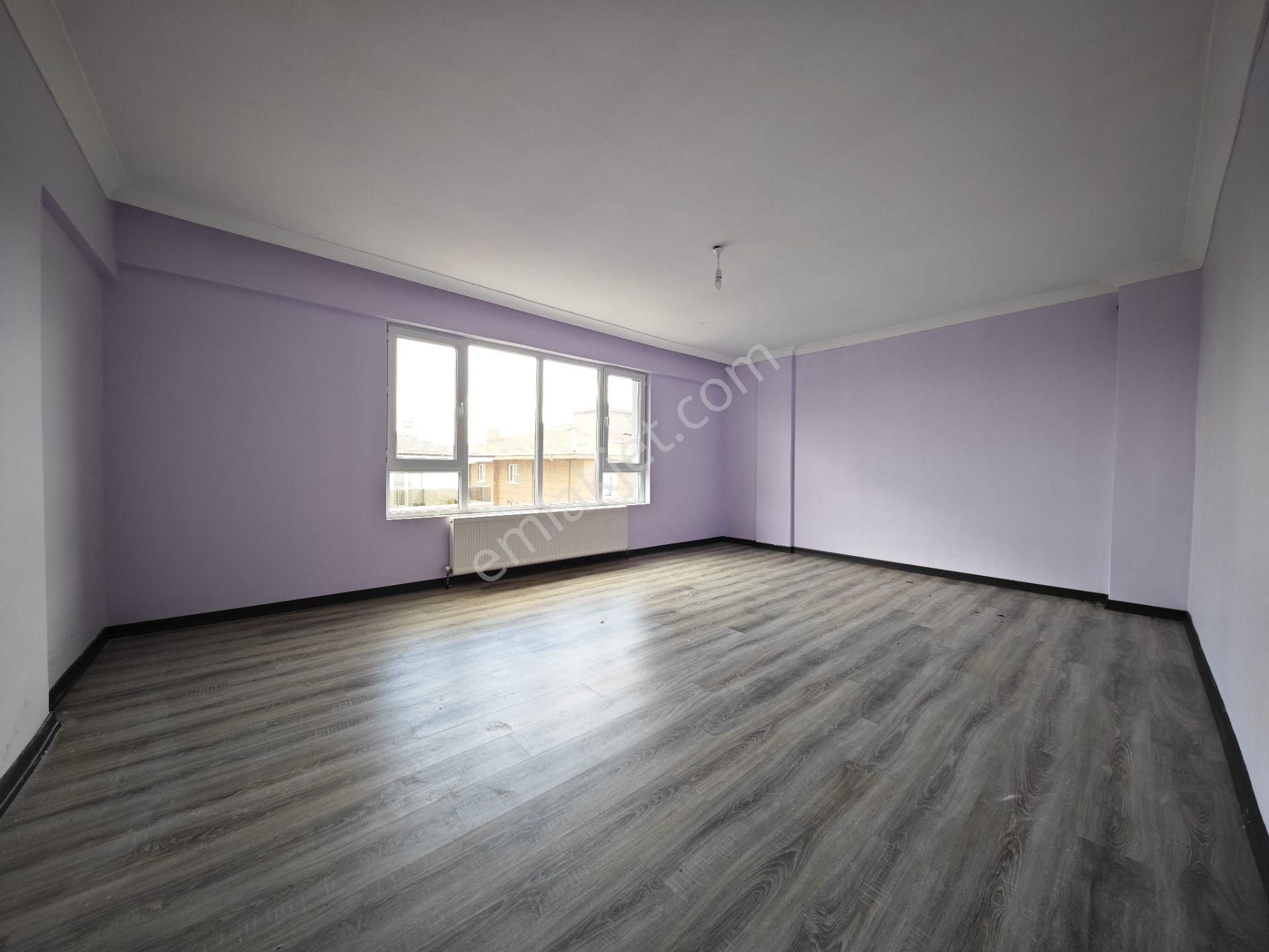 Beşikkaya'da Ebeveyn Banyolu Asansörlü 145 M2 3+1 Katta Satılık Daire !! - Görsel 7