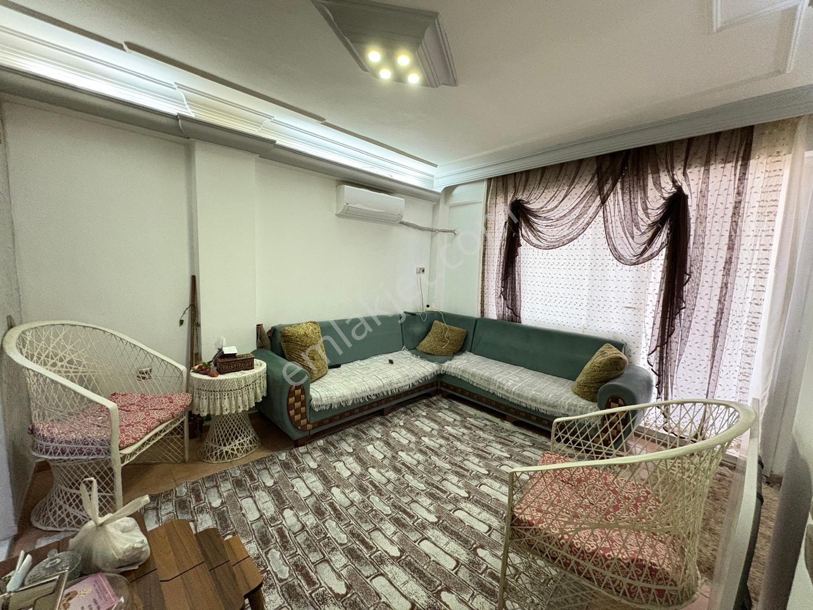 Prestij'den Bahçelievler'de Geniş Oturumlu 3+1 Daire