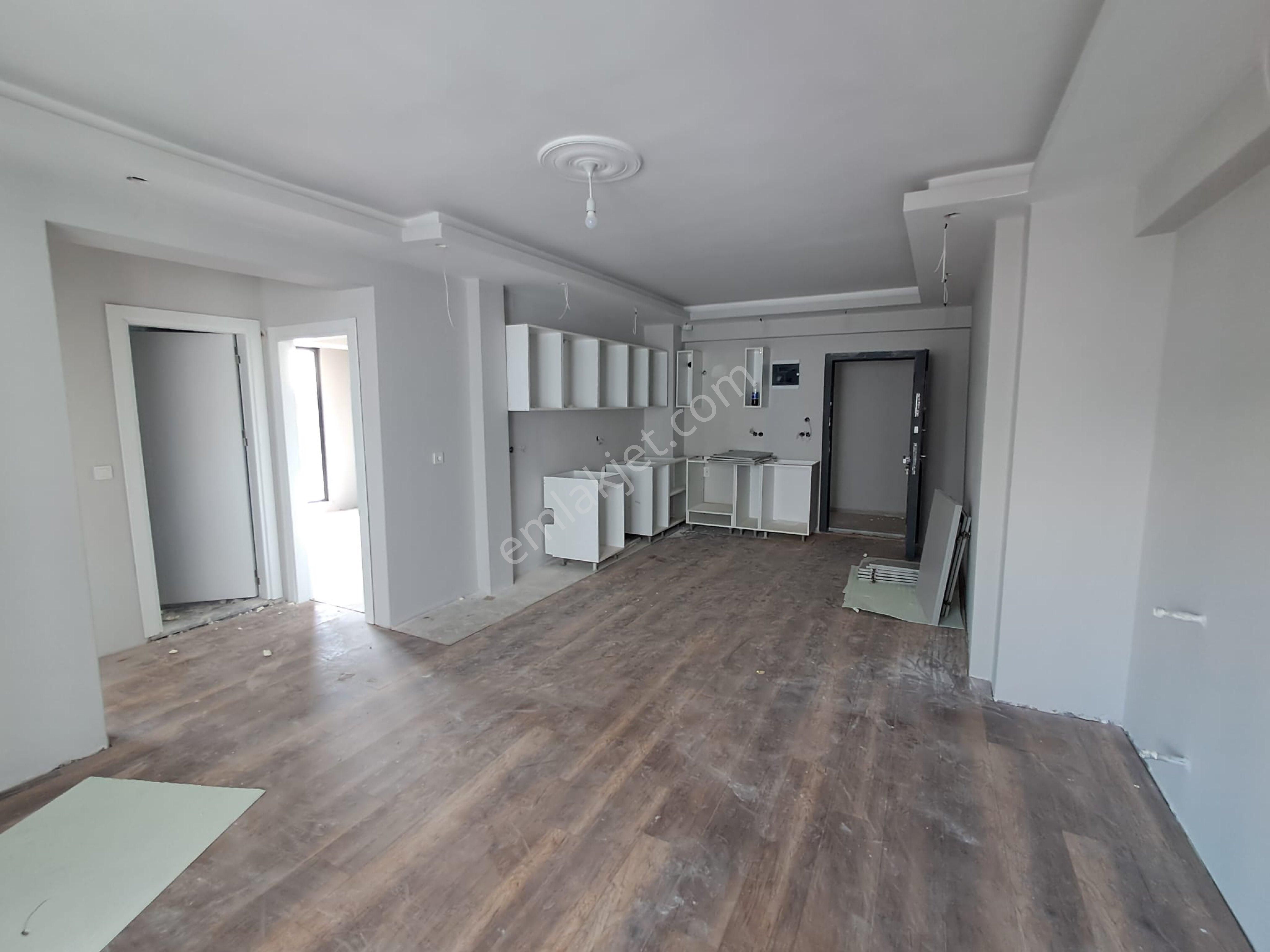 Ortaca Merkezde Cadde Üzeri 2+1 Daire