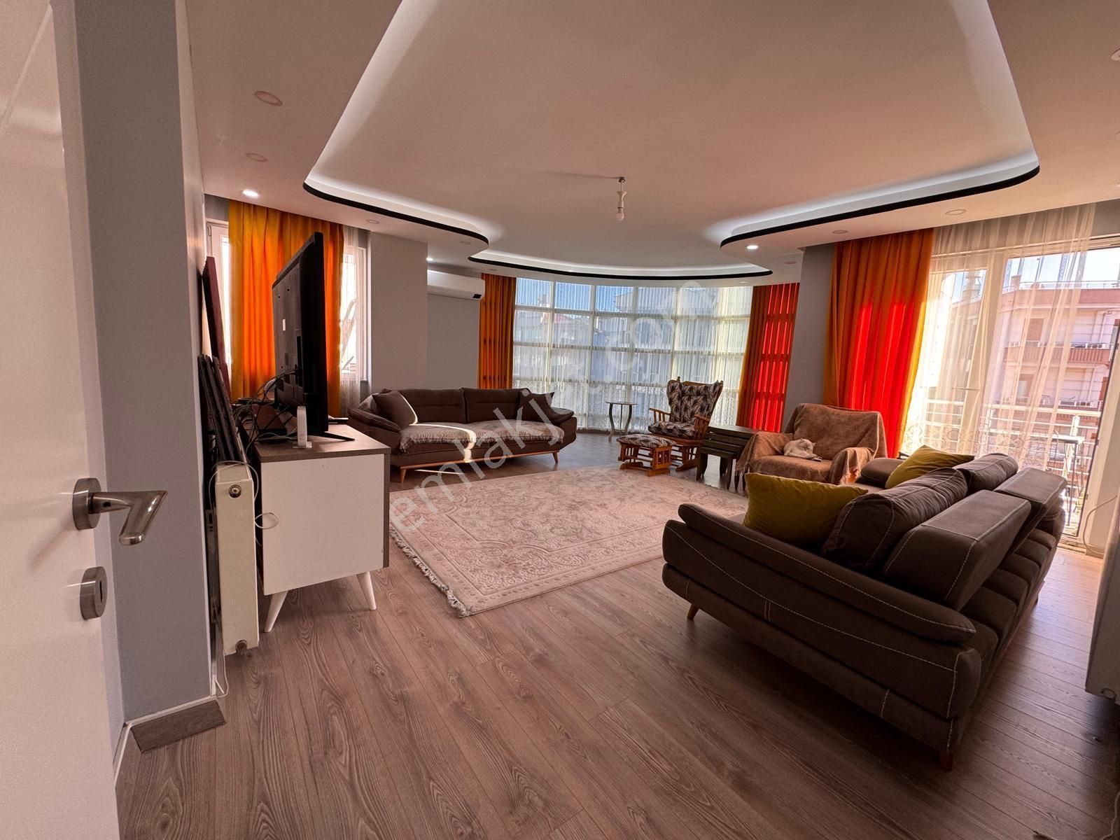 ✨akçay Ay Emlak'tan✨hamidiye'de Asansörlü Ayrı Mutfak Ebeveyn Banyolu Satılık 3+1 Geniş Lüks Daire