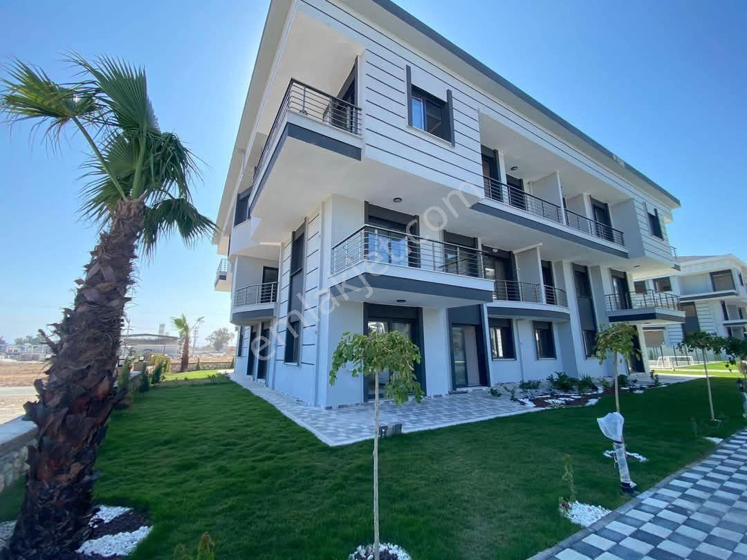 Didim'de Havuzlu Sitede Satılık 2+1 Daire( Asansörlü)