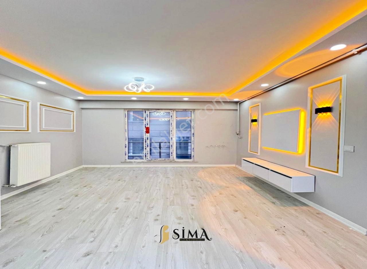 Güvenlikli Site İçerisinde Metrobüse Yakın Sıfır 2+1 Satılık Arakat Daire