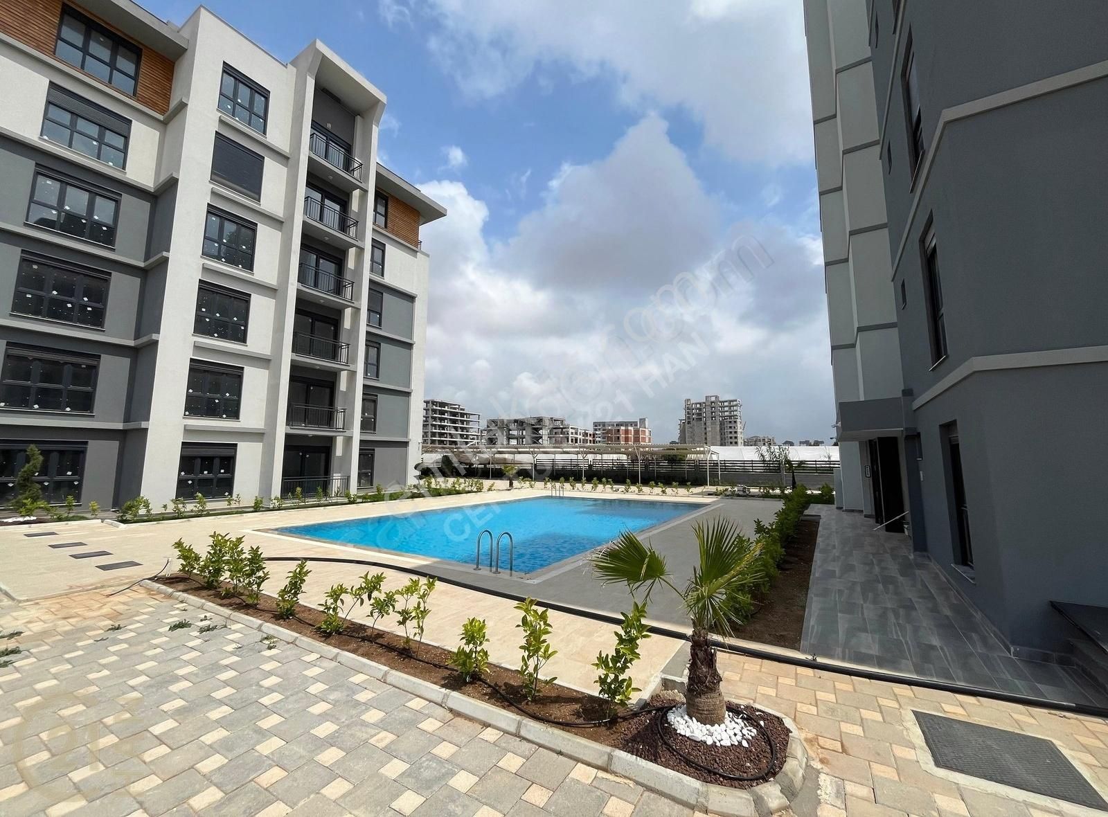 Antalya Altıntaş Pelit Residence 1+1 Satılık Daire