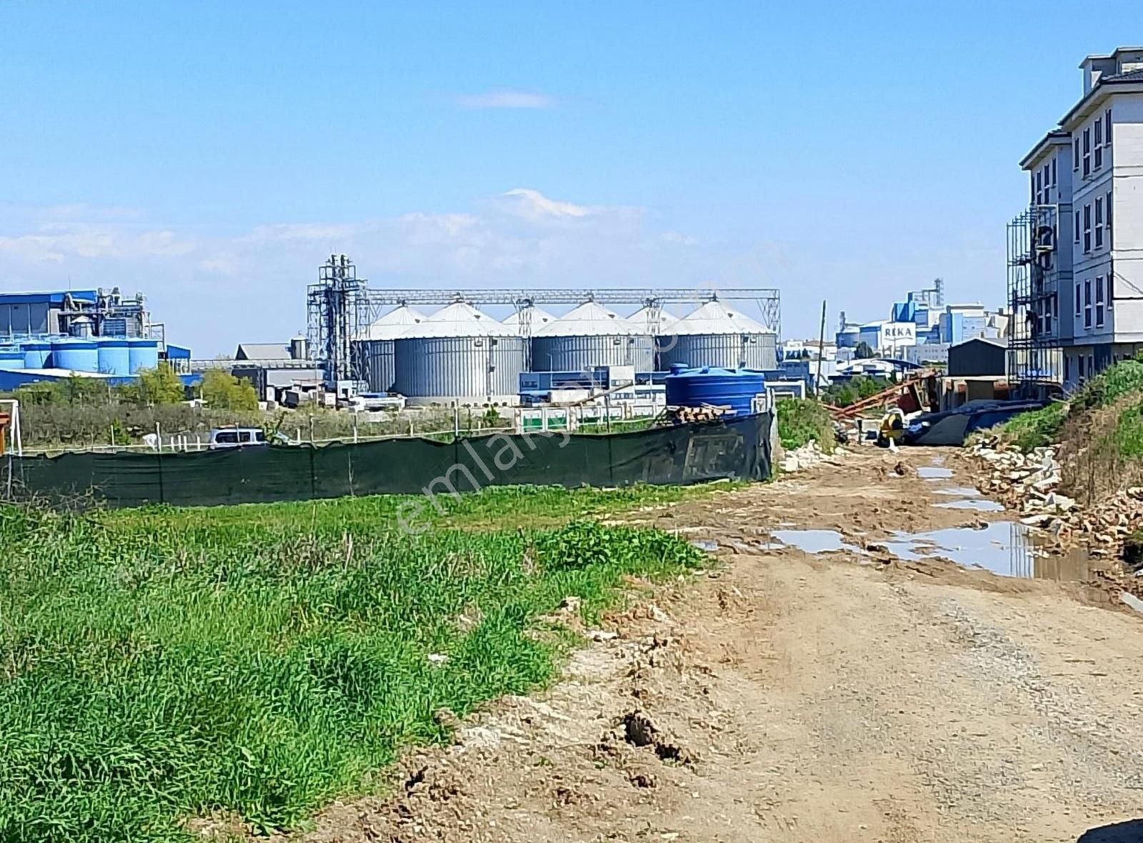 Tekirdağ Muratlı Kurtpınar 351m Arsa