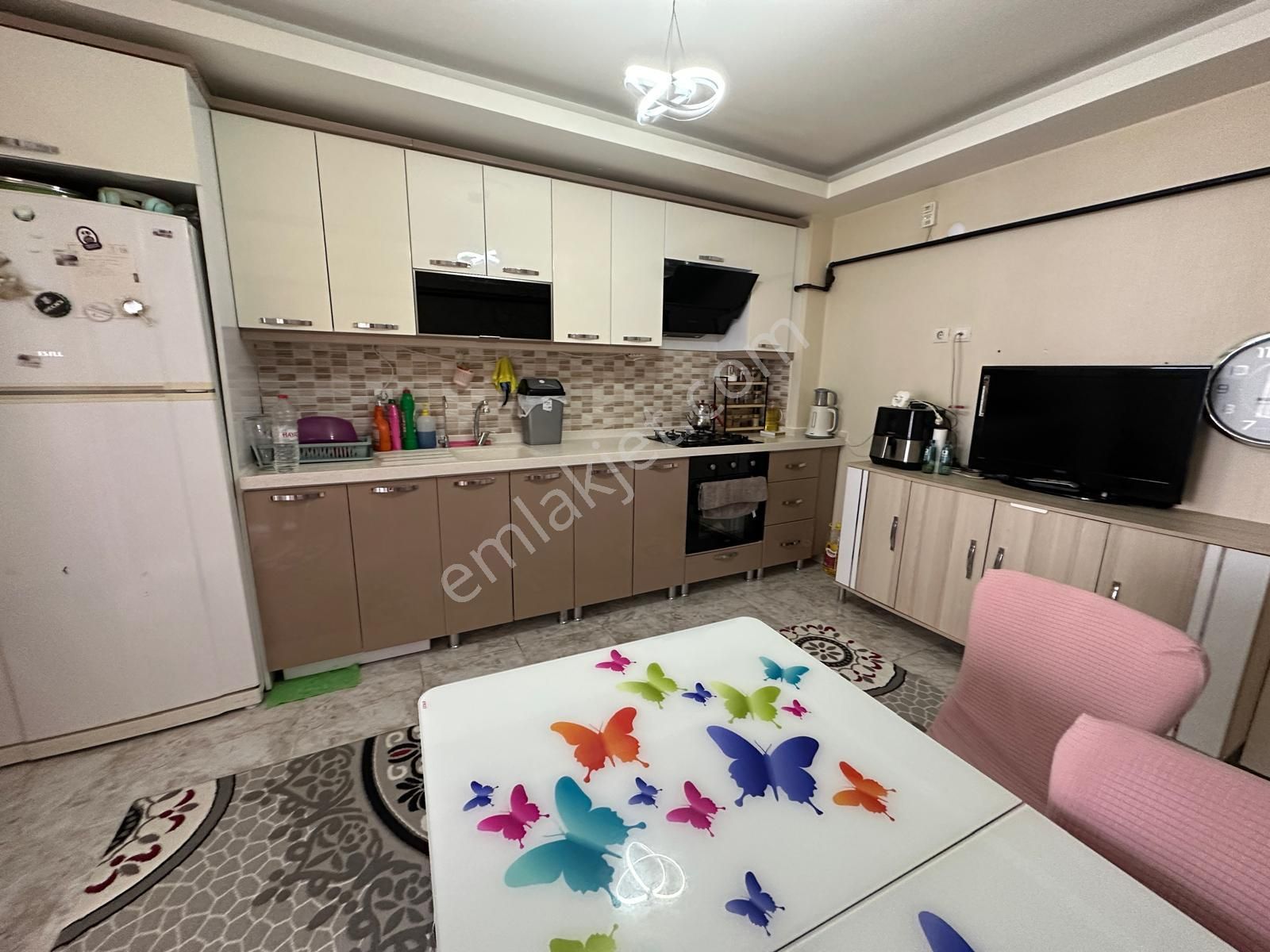 4+1 Arayanlara Merkez Lokasyona Sahip 160 M² Süper Daire