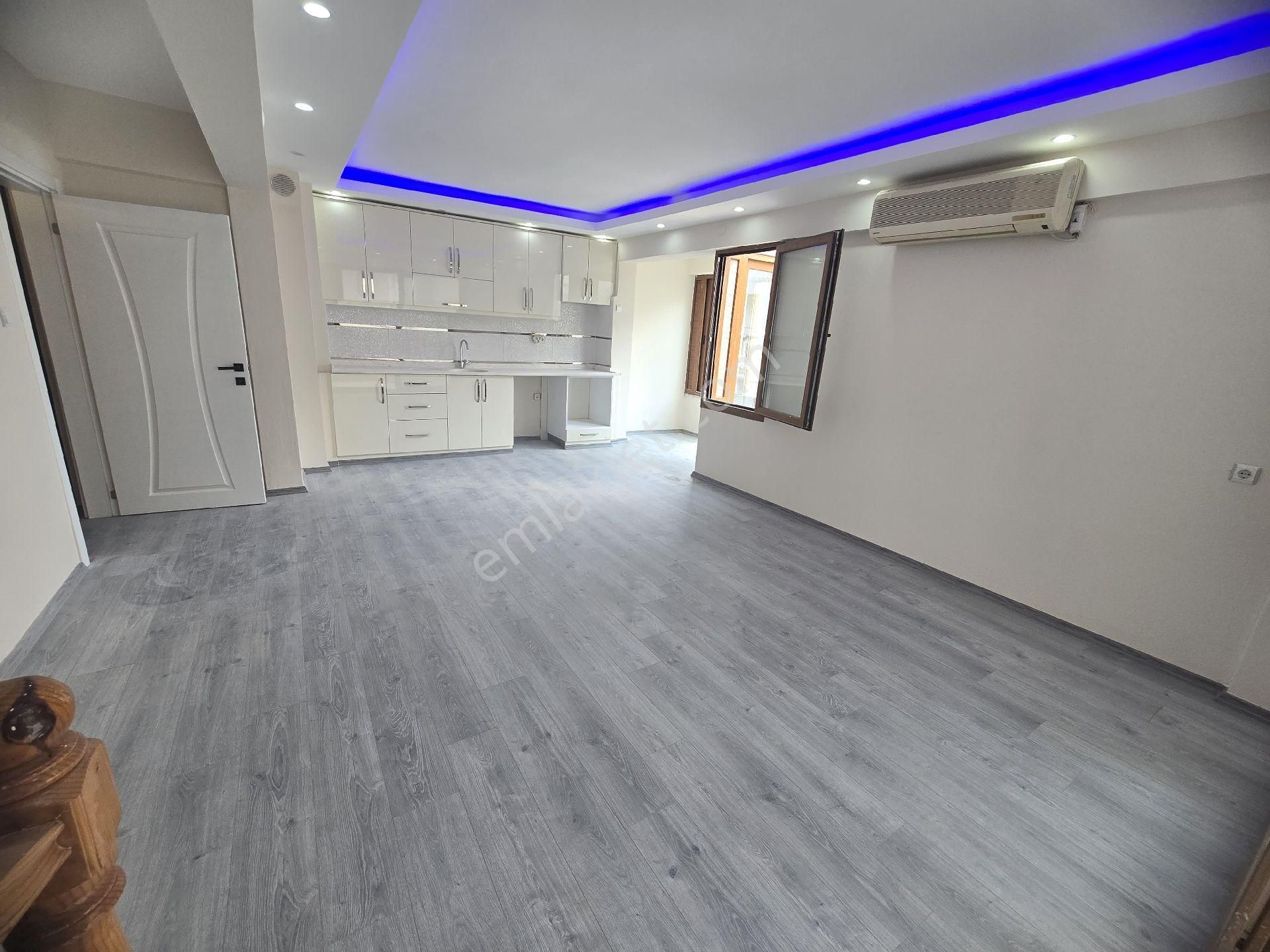 Didim Altınkum'da Denize Sadece 100 M Satılık 2+1 Dubleks Daire
