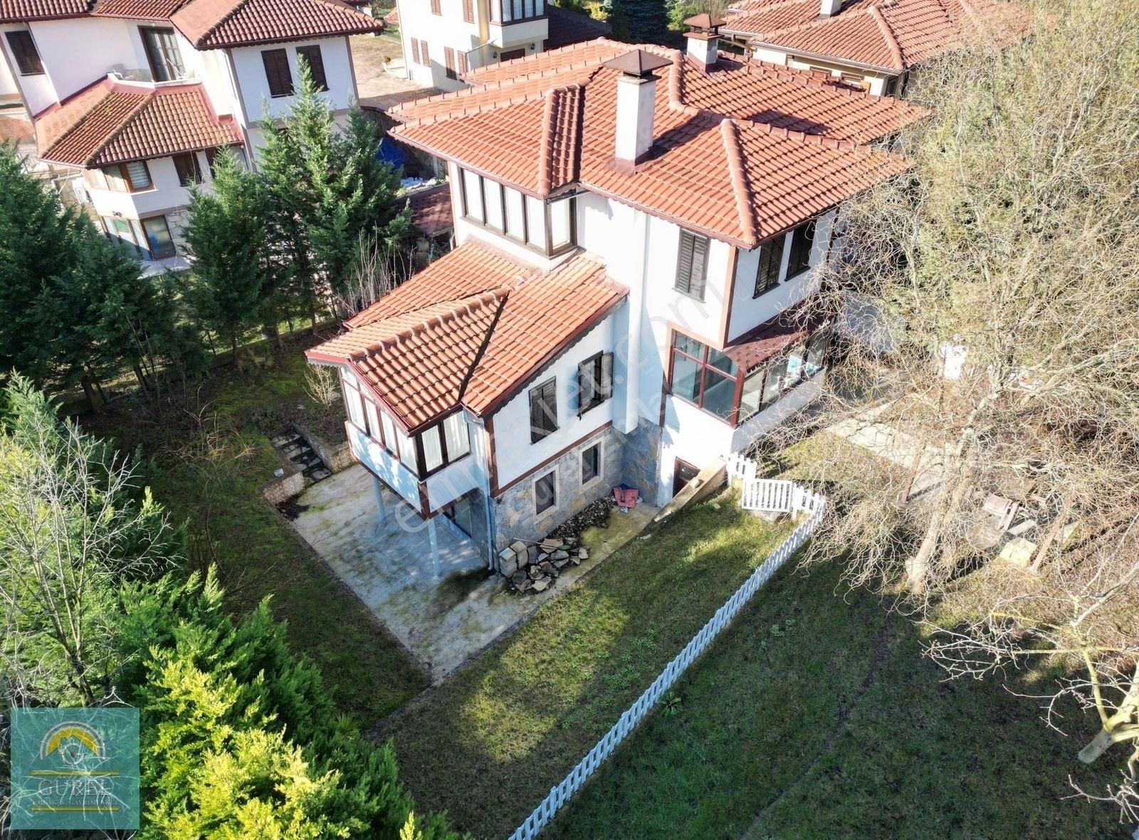 Gürel Emlak'tan Beykoz Villalarında Kiralık Müstakil Villa