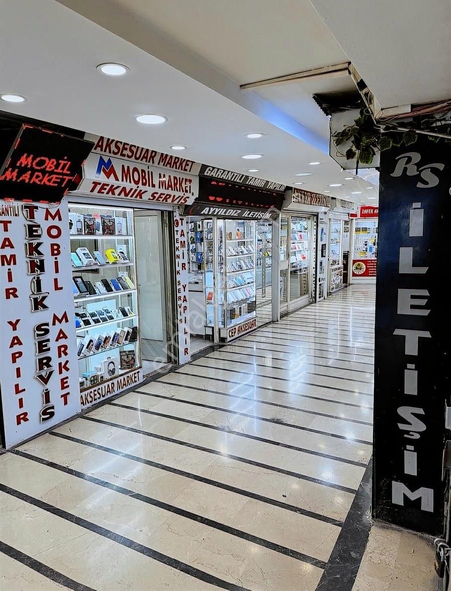 Sefa İş Merkezinde Satılık 17 M² Dükkan - Bankalar Caddesi