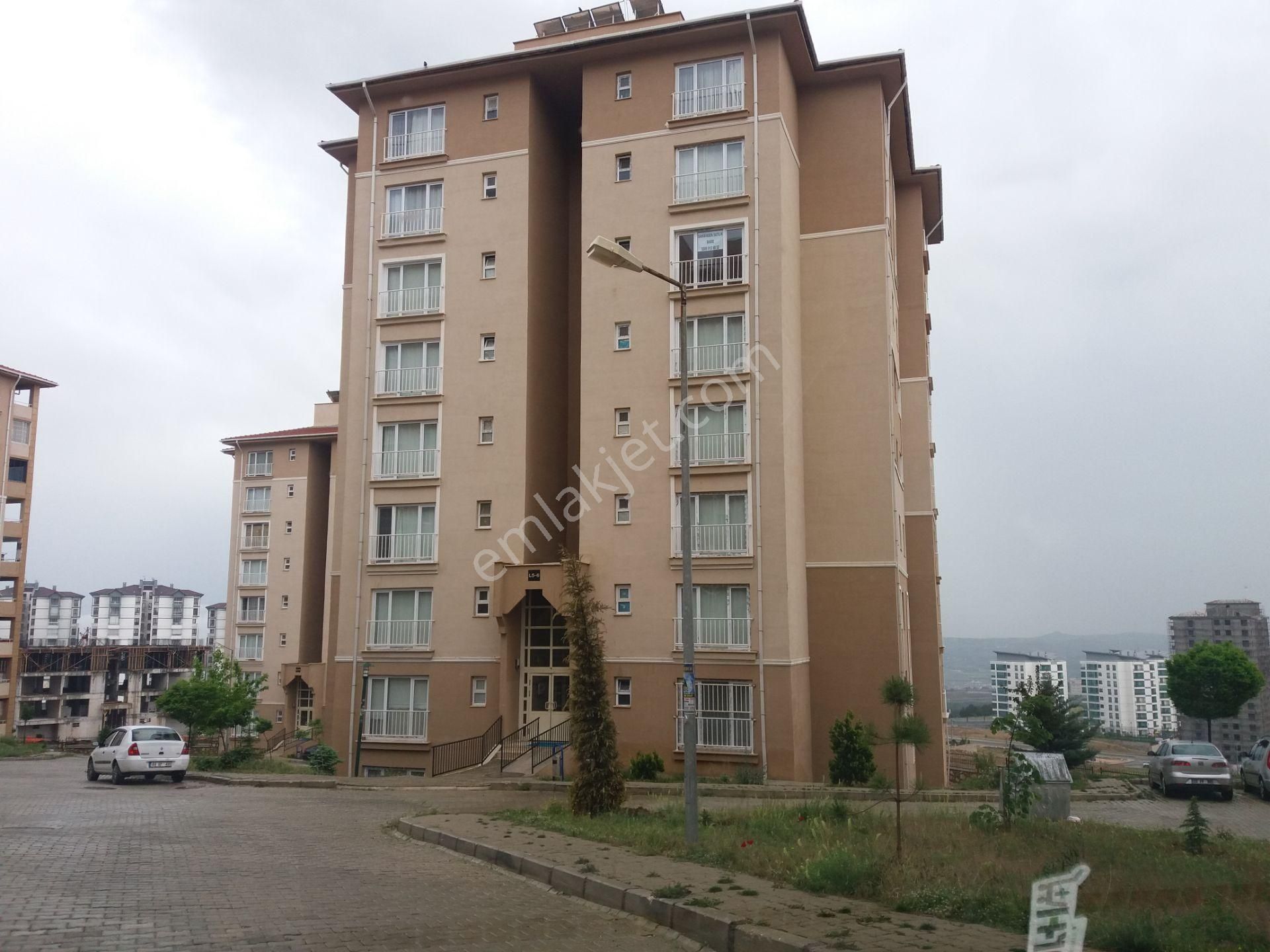 Ççıra Mah 2.etap Memursen Tokide Siteli Satlık 4+1 Ara Kat Daire