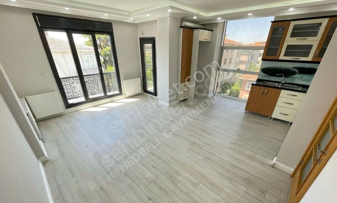 Çınar'da , Ön Cephe, 6 Yıllık , 2+1 , Arakat Daire