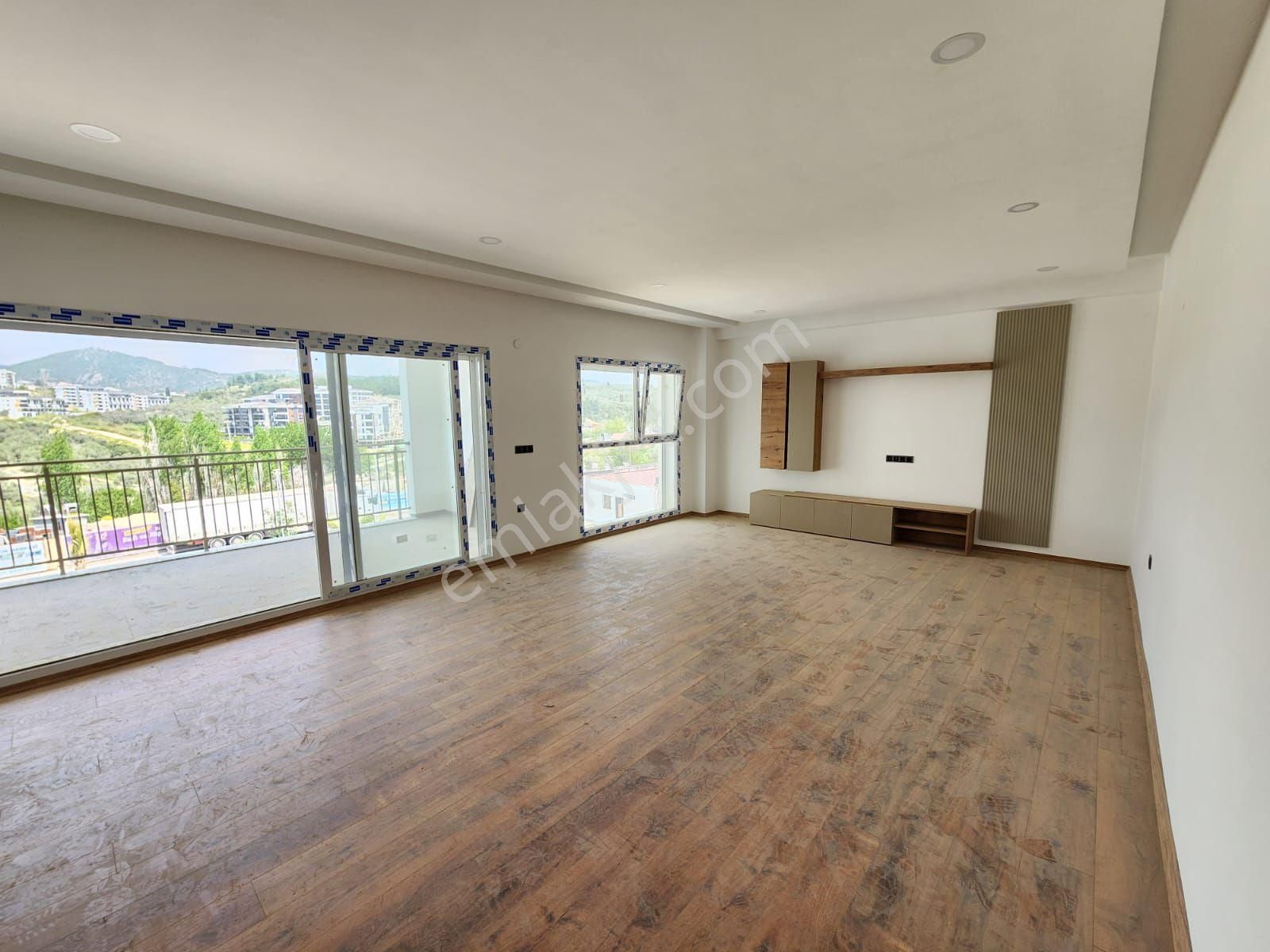 Geniş 3+1 Sıfır Daire - Görsel 14