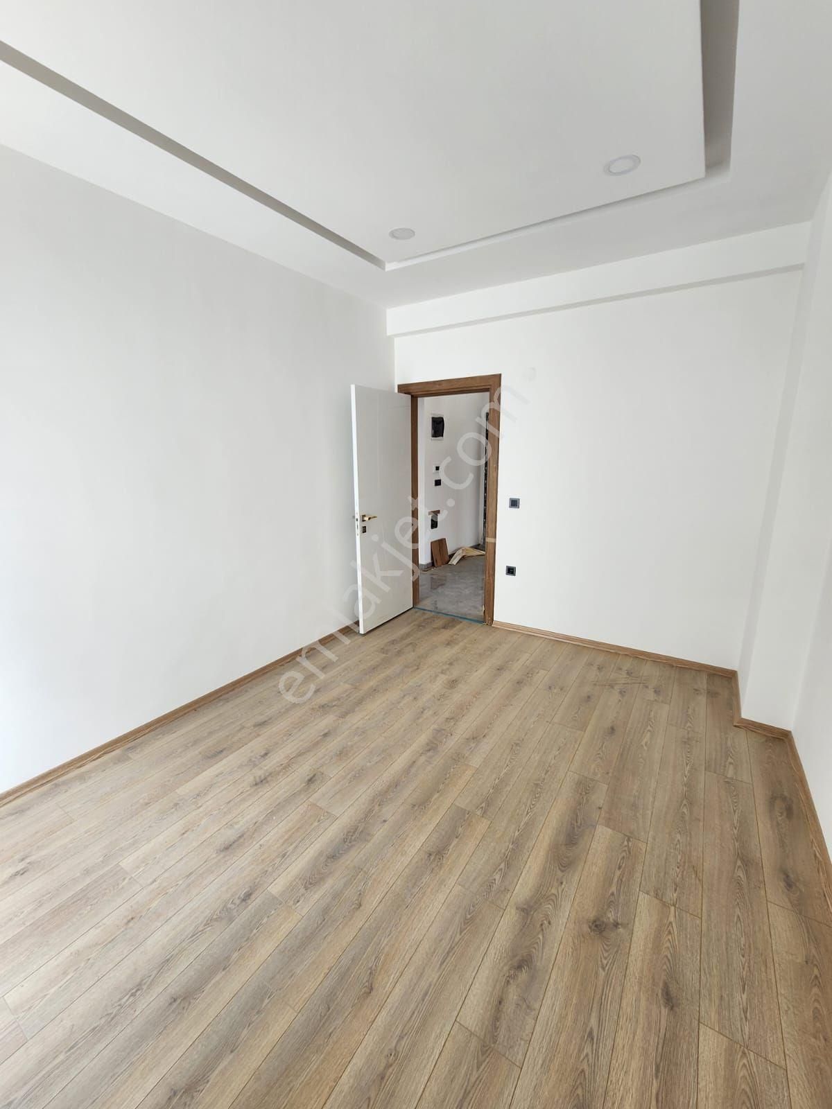 Geniş 3+1 Sıfır Daire - Görsel 12