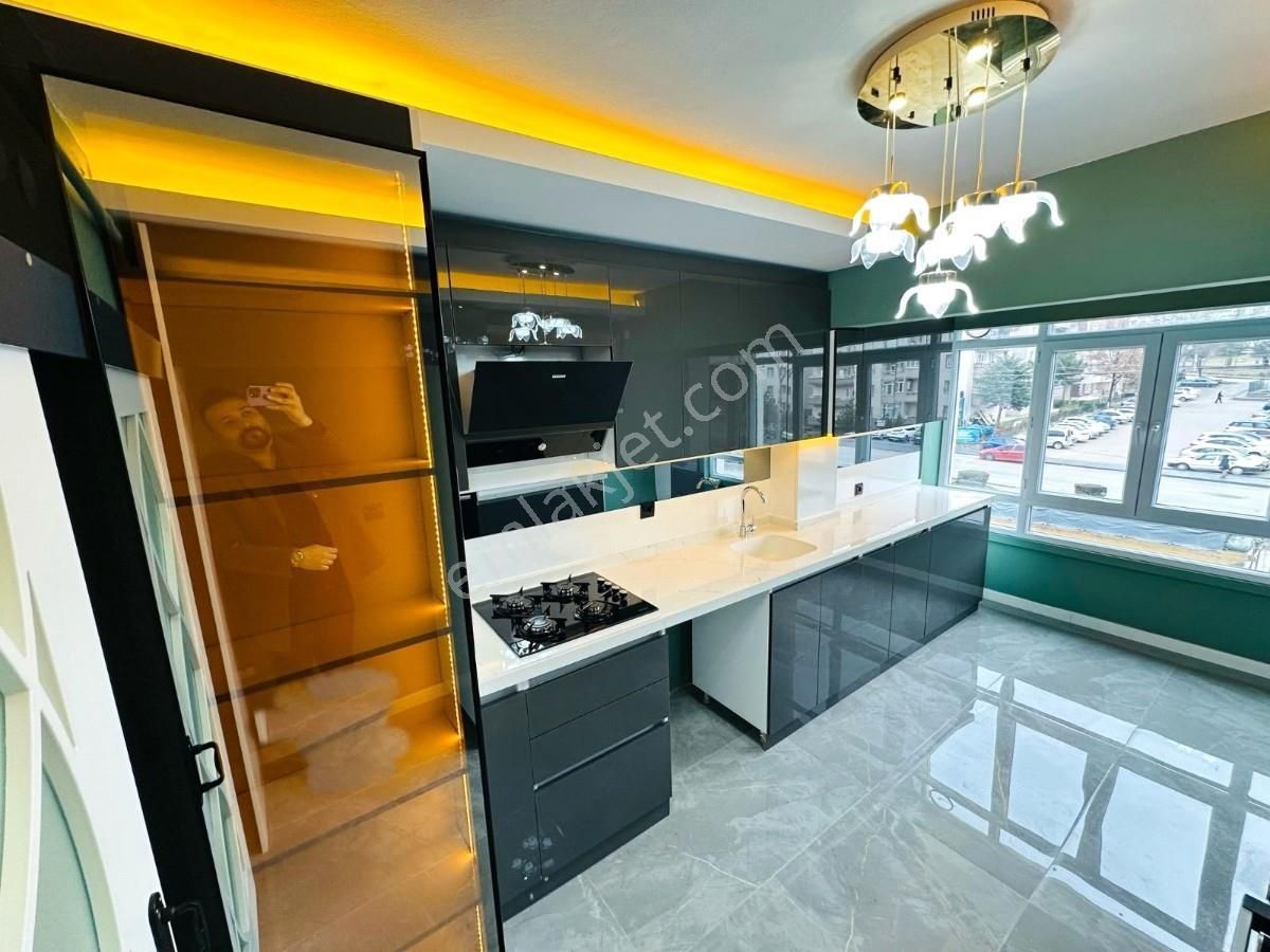 Selçuklu Mah 3+1 Şık Tasarımlı Modern Asansörlü Satılık Daire..!