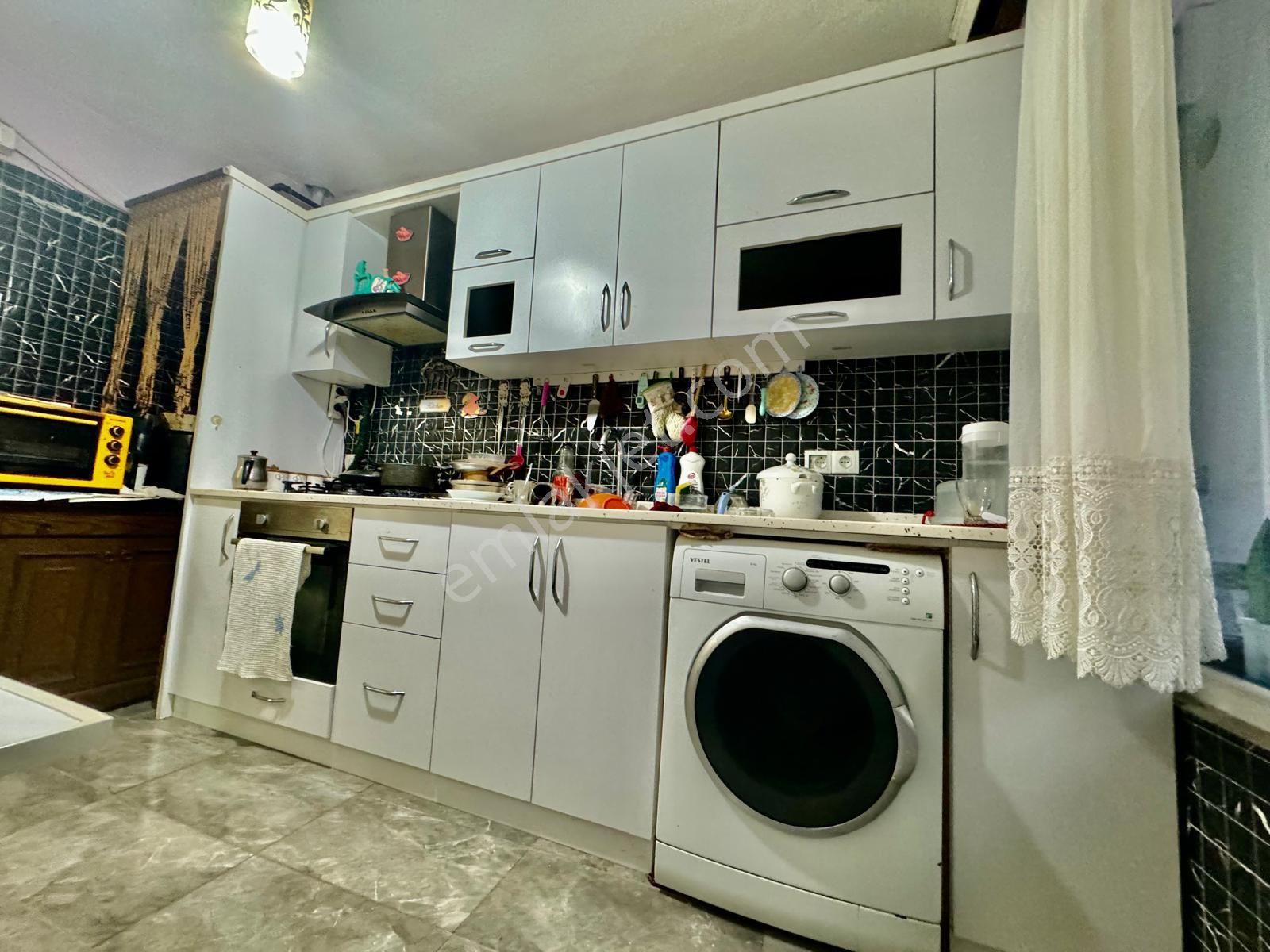 Rekoor Emlaktan Bahçelievler Mh.2+1 Satılık Daire