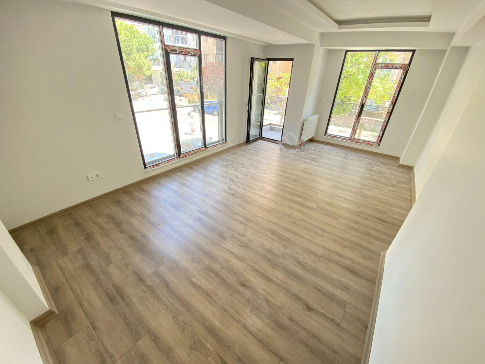 Focus Emlak'tan Marmaraya 5 Dk,sıfır,ebeveyn Banyolu,modern 3+1