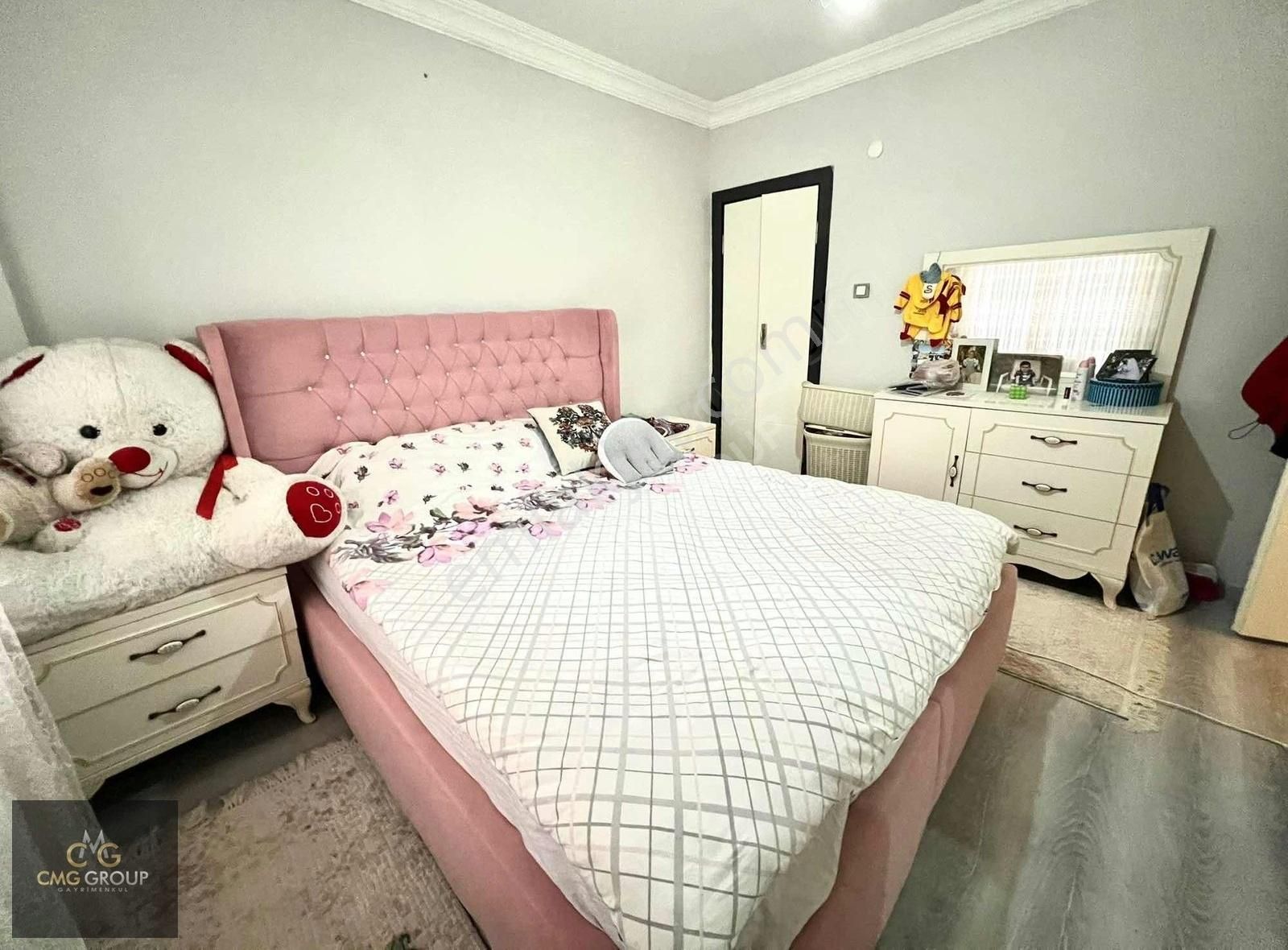 Cmgden Belediye Evleri Bölgesinde 2+1 100m2 4 Yıllık Mutfakayrı