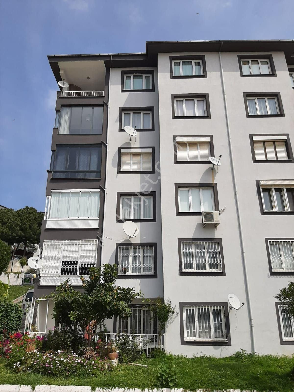 Kuşadası Kadınlar Denizi Mevki Satılık 2+1 Daire