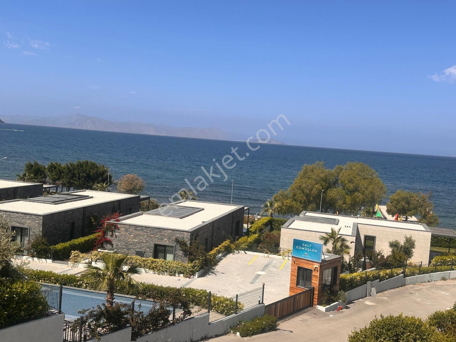 Bodrum Gümüşlük Denize Sıfır Kiralık Manzaralı Villa