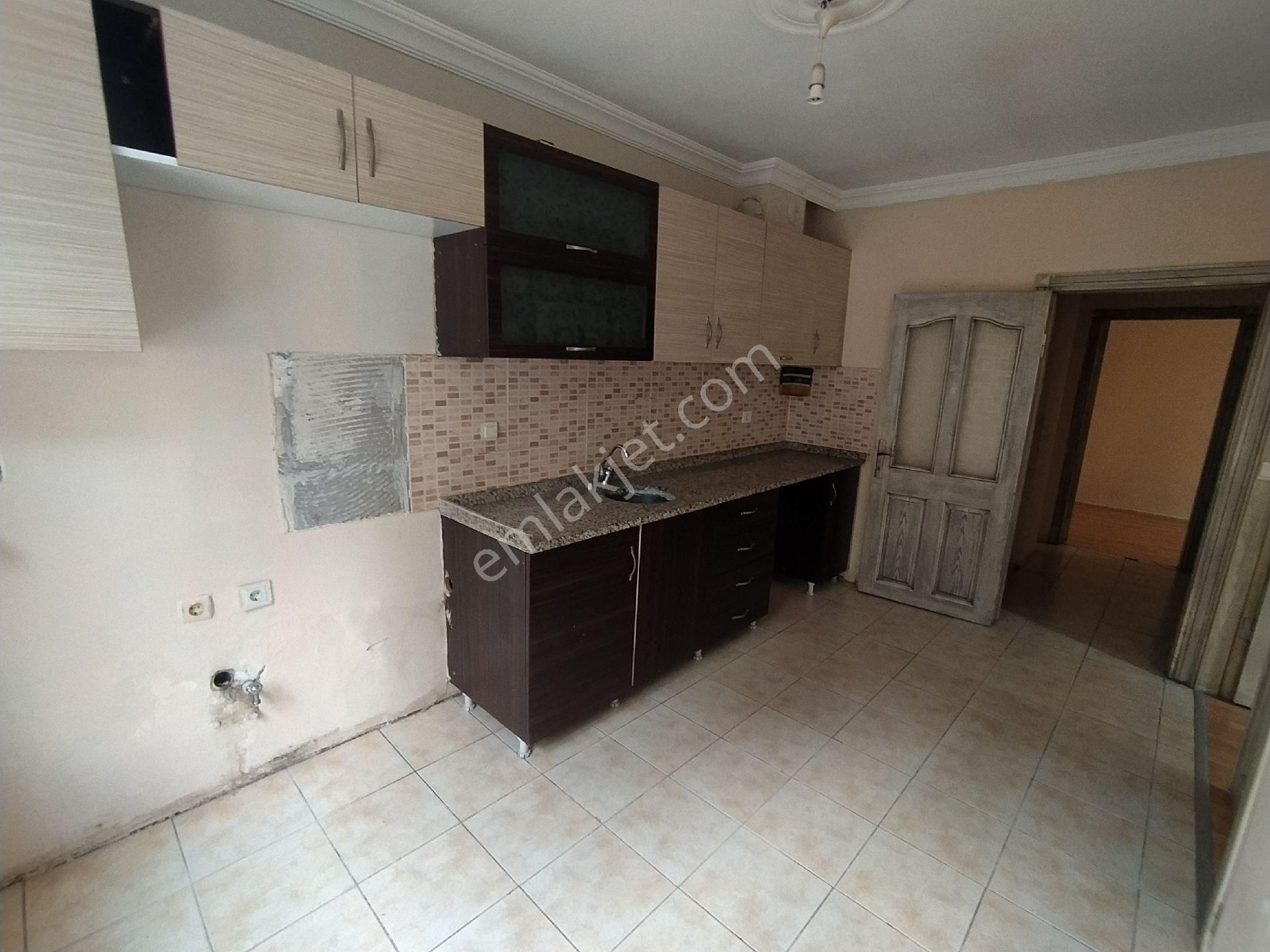 Yeni Emek Mahallesi Kiralık 1+1 Daire