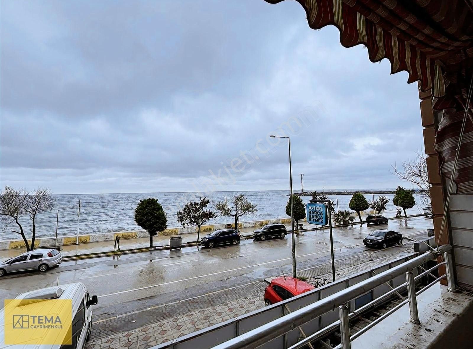 Yalova Esenköy İskelede Denize Sıfır Dairemiz Satıştadır
