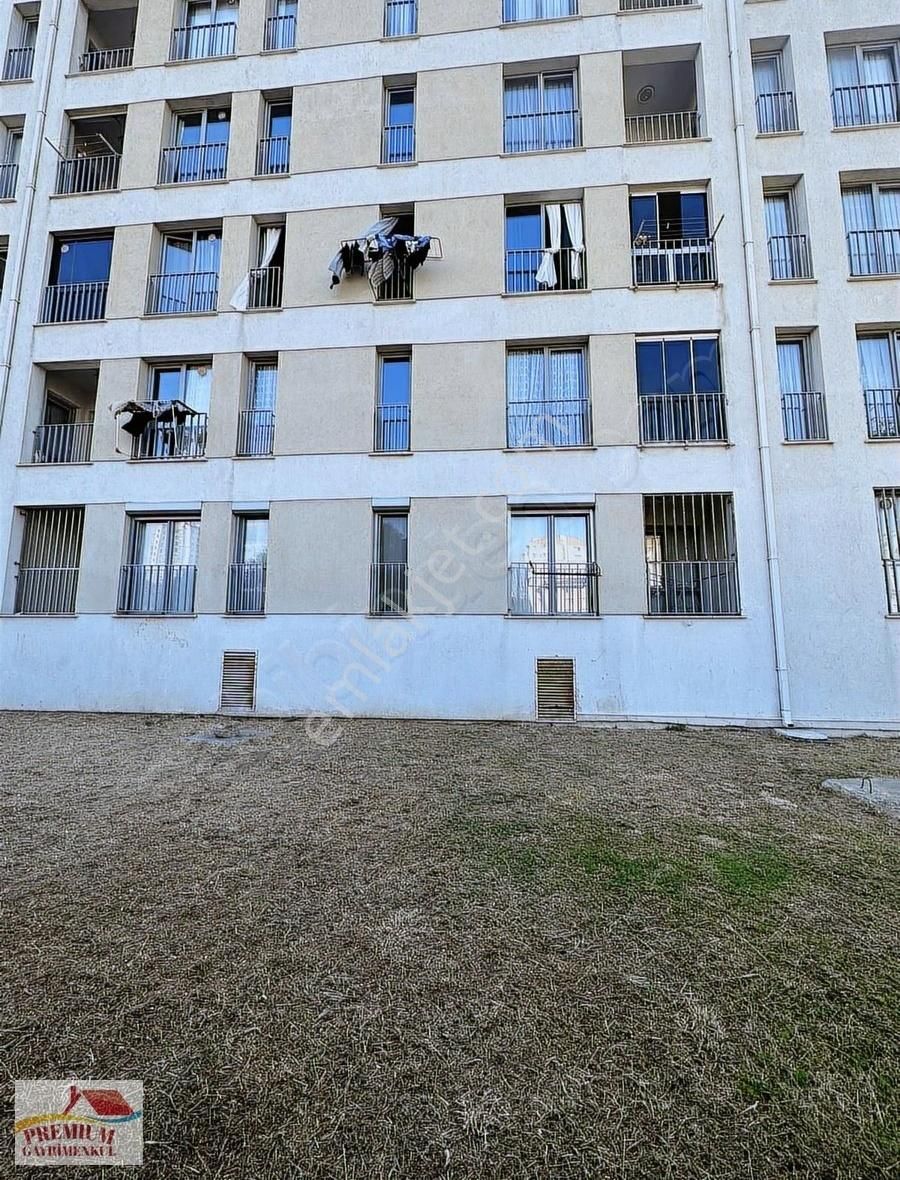 Kayaşehir 24. Bölge'de Satılık 3+1 Daire