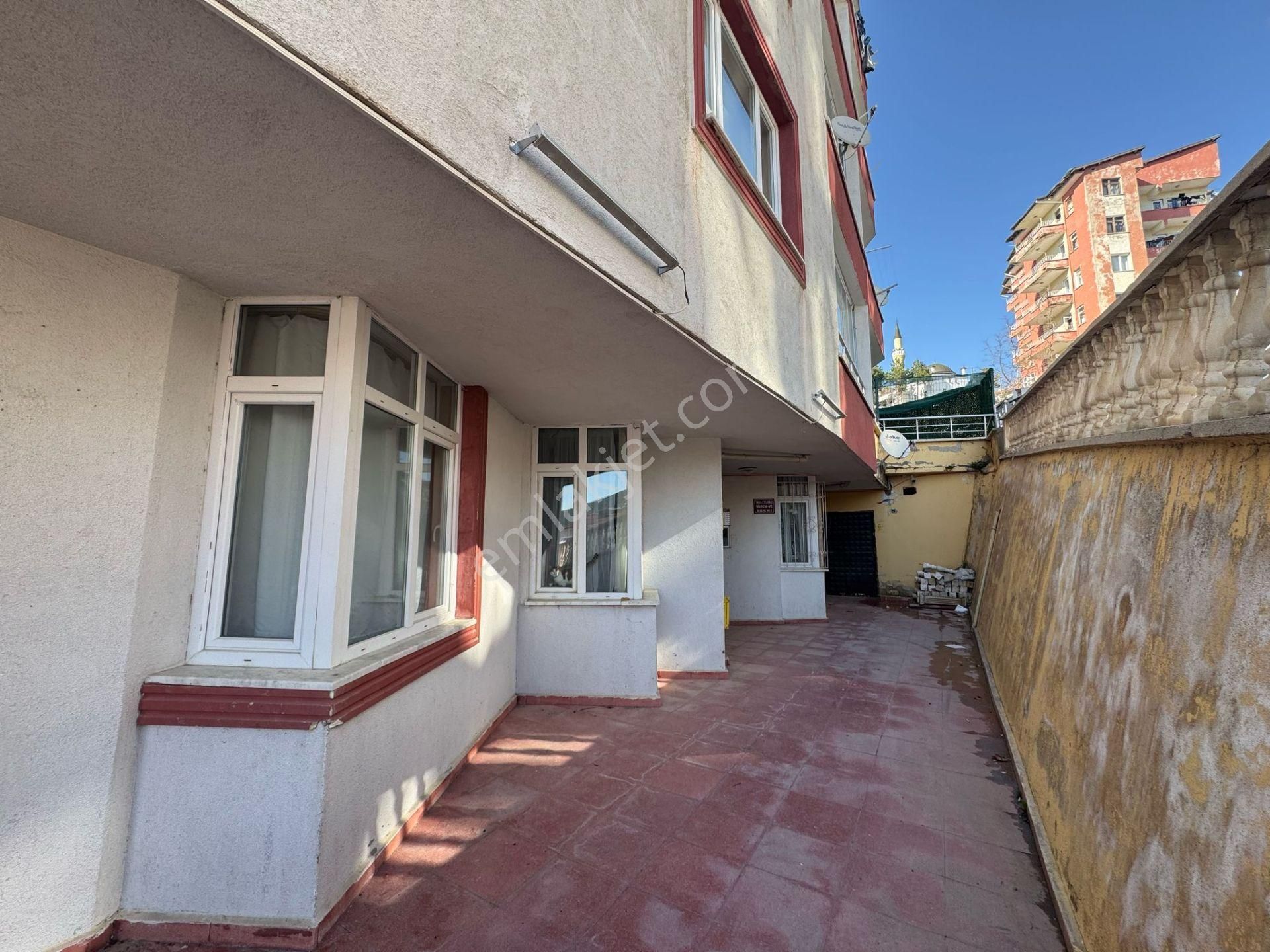Merkezde 3+1 Kiralık Daire *** Burcu Emlaktan ***