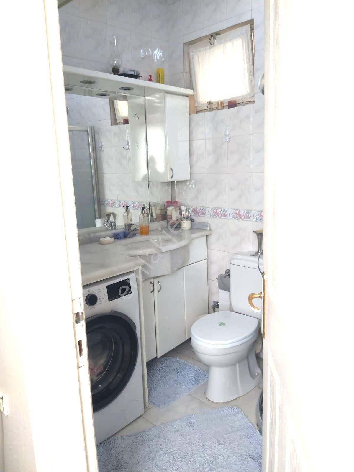 Kasımpaşa Anacadde Üzeri Asansörlü 2+1 Daire