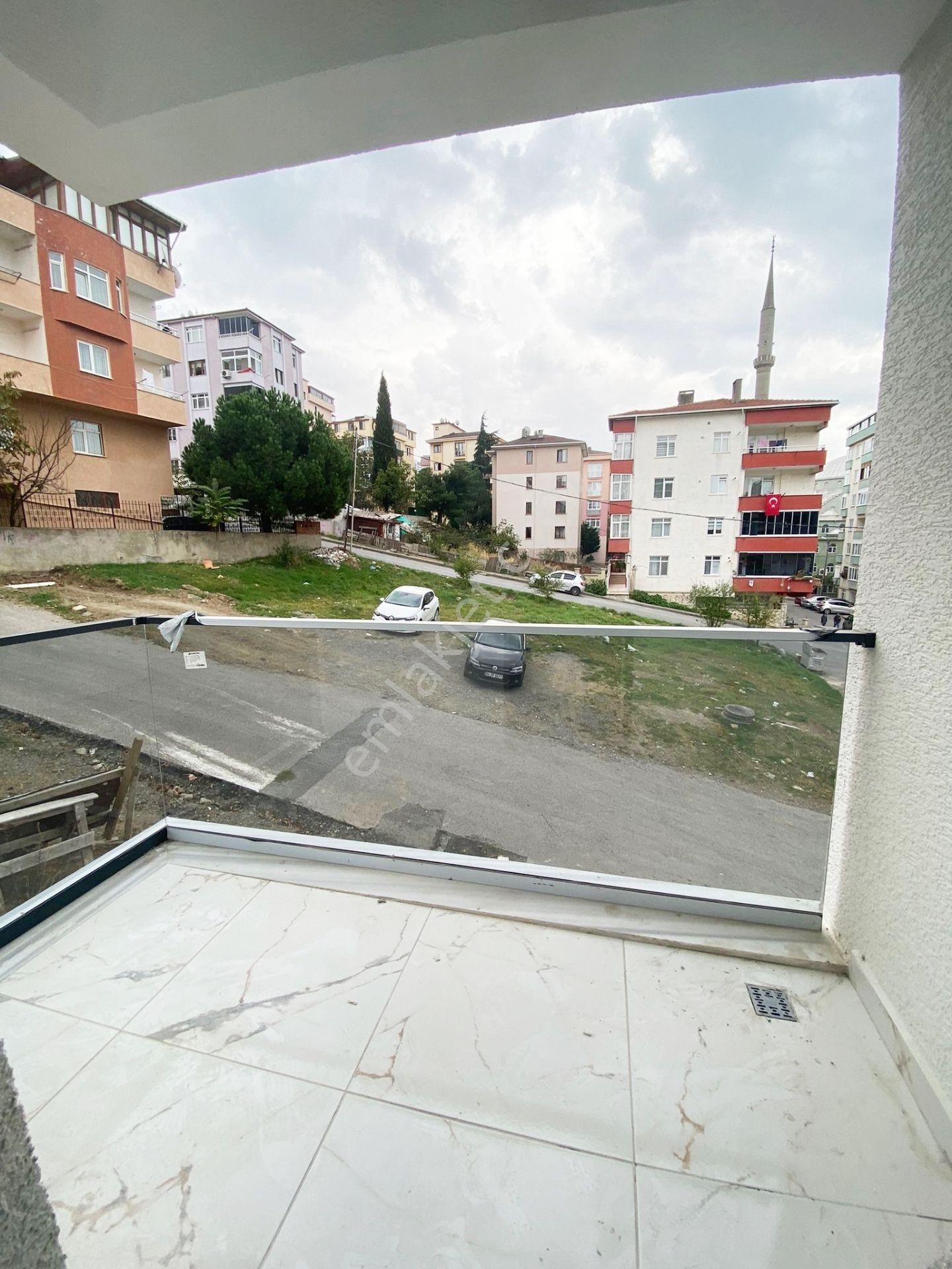 Mertcan Dan Hürriyet Mah Ulaşımı Kolay Arakat 3+1 Balkonlu