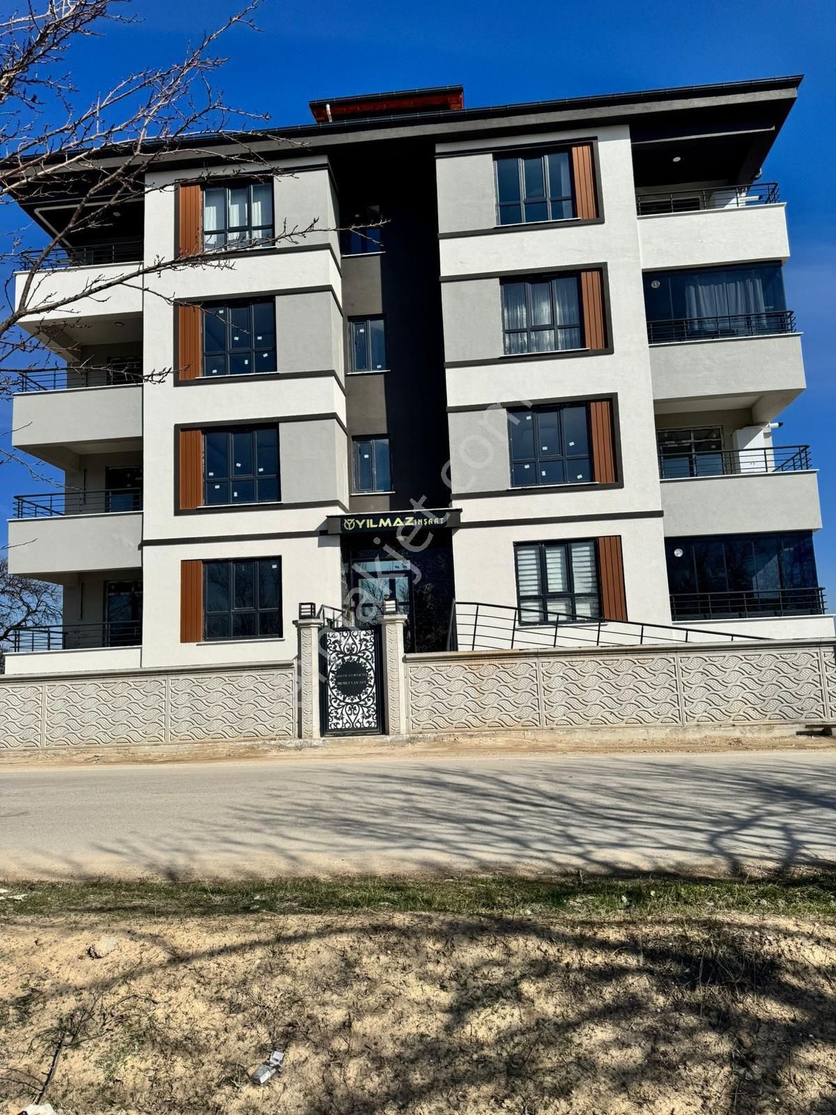 Karaaslan Üzümcü Mah 2+1 Arakat Sıfır Daire