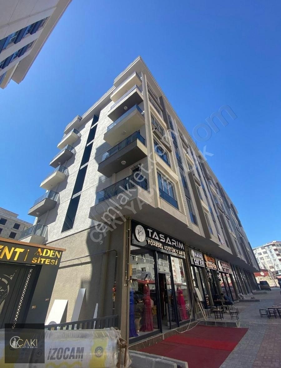 Çakı Yapı Emlak'tan Merkezi Konumda Kiralık Sıfır Daire