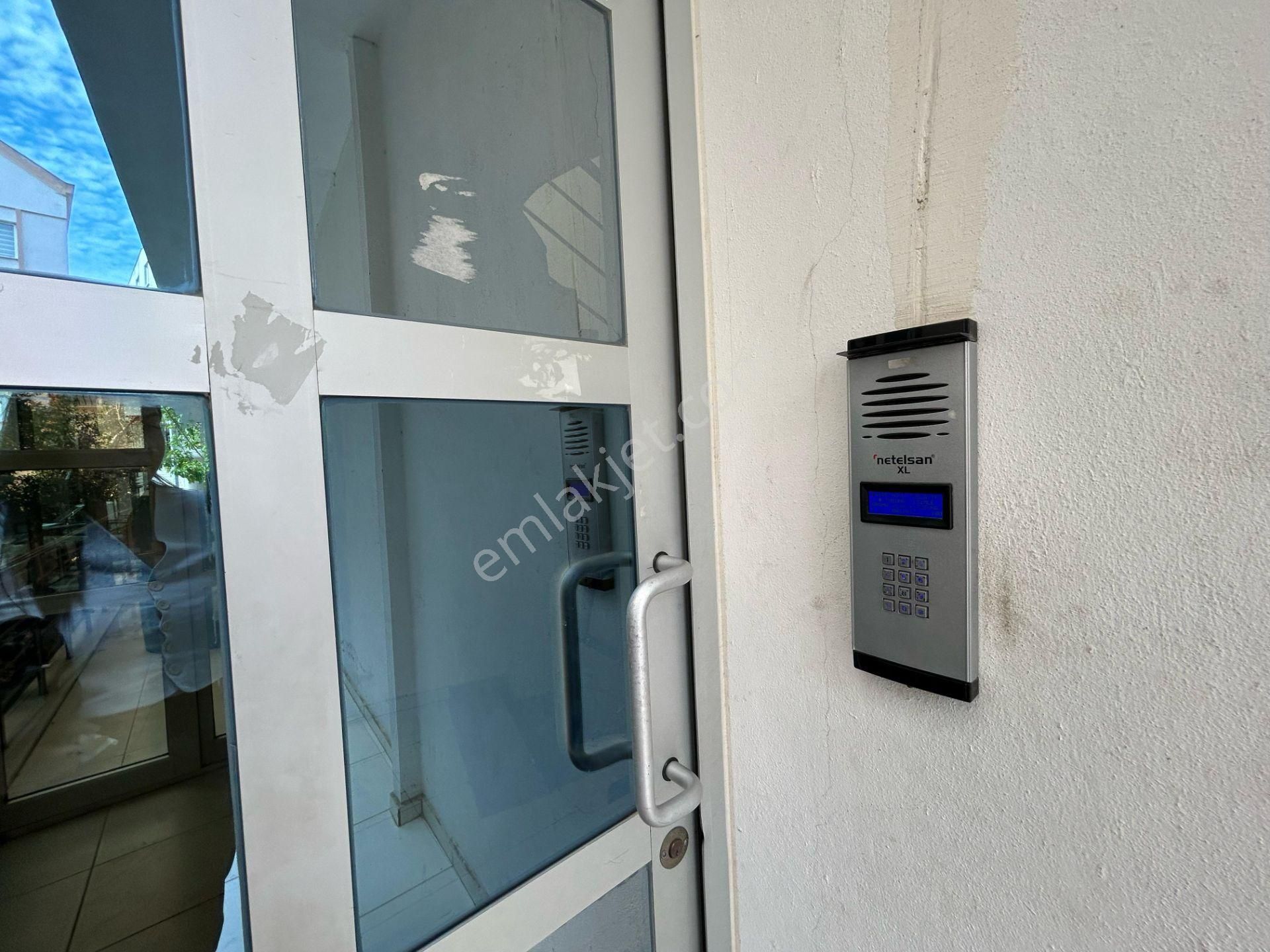 Didim Efeler Mah. 2+1 Açık Mutfaklı Eşyalı Dairemiz Satılıktır Binamız Asansörlüdür Merkezi Konumda - Görsel 8