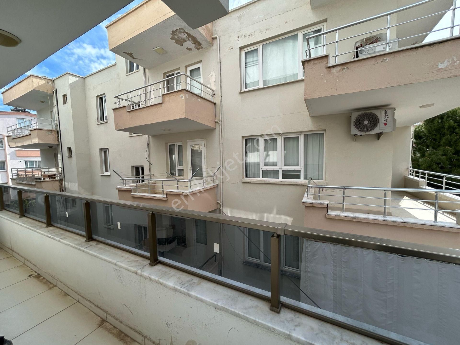 Didim Efeler Mah. 2+1 Açık Mutfaklı Eşyalı Dairemiz Satılıktır Binamız Asansörlüdür Merkezi Konumda - Görsel 19
