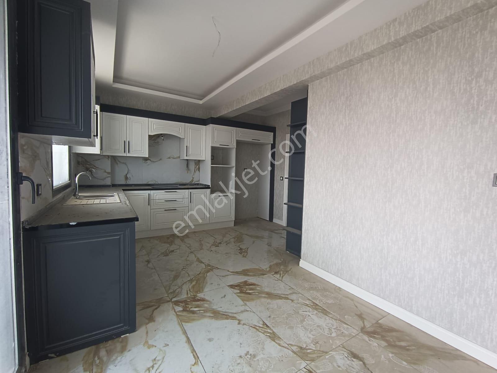 Rota Dan Araştırma Karşısı 3+1 Satılık Lüks Daire