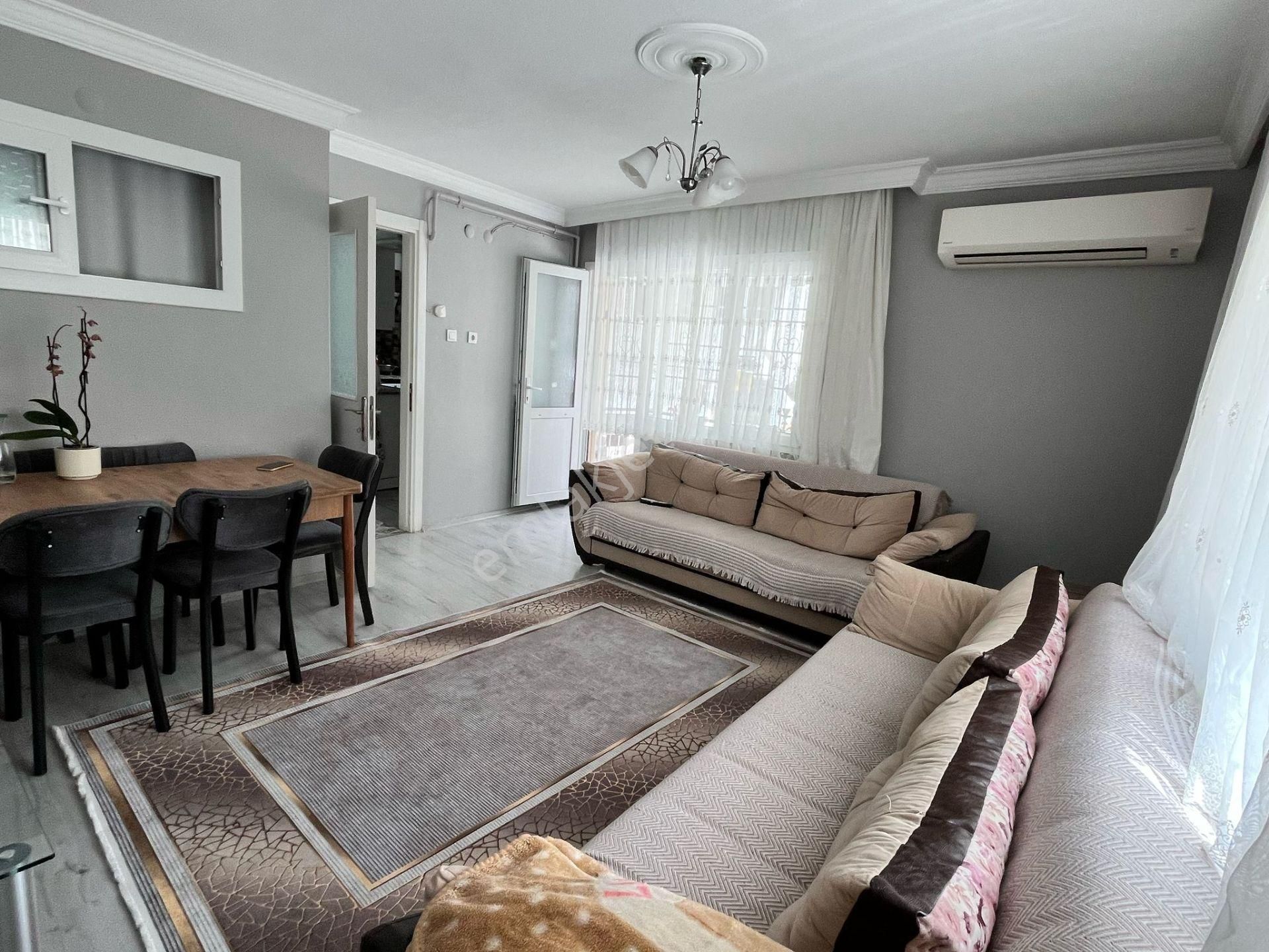 Acill Buca Şirinyer Merkez Civarı Uçanyol Yakını 2+1 90m2 Dgazlı Ayrı Mutfak Satılık Daire