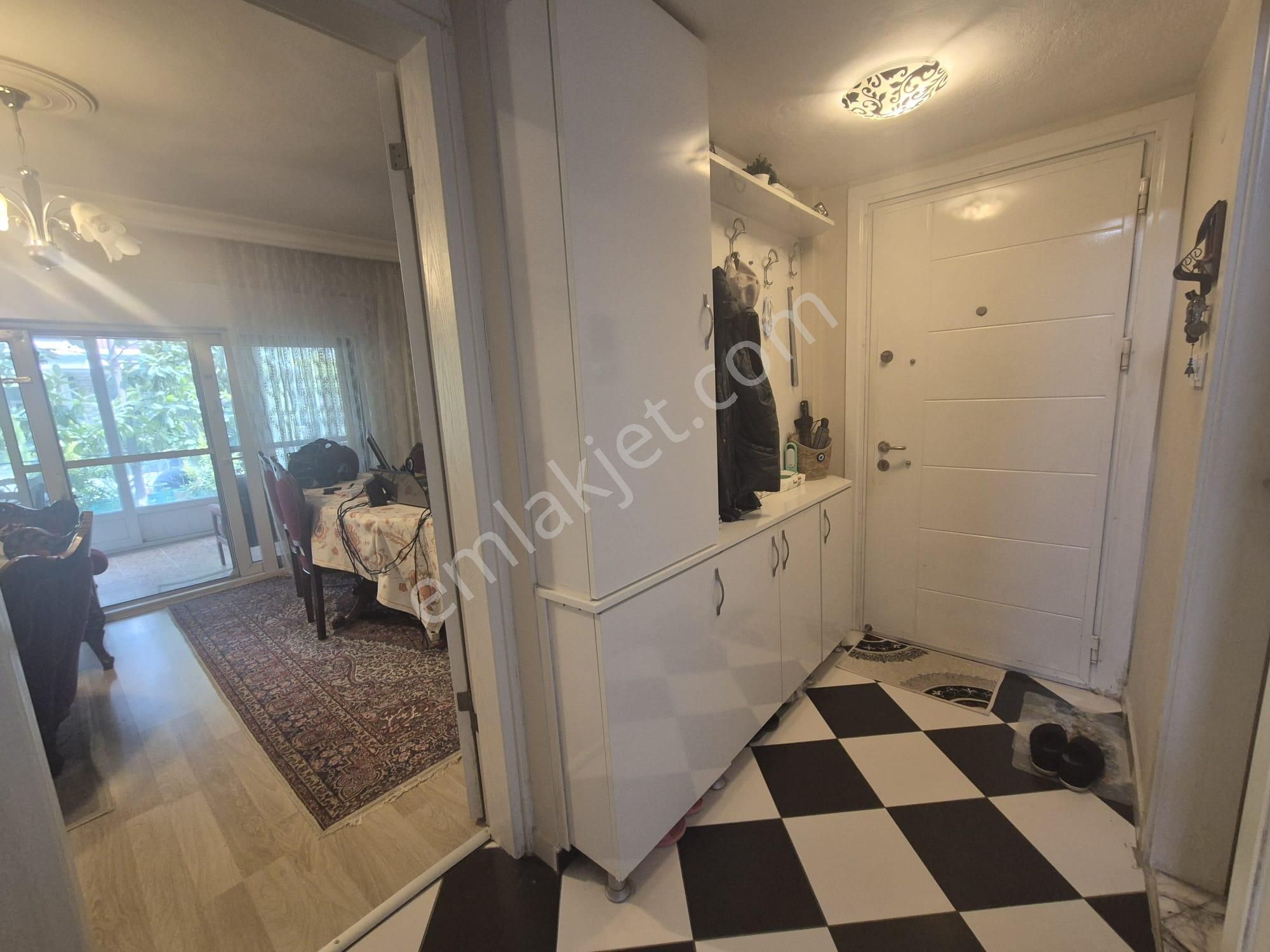 Akçay Güre'de Denize 2dk.mesafede Bahçeli Bakımlı Tripleks Villa - Görsel 19