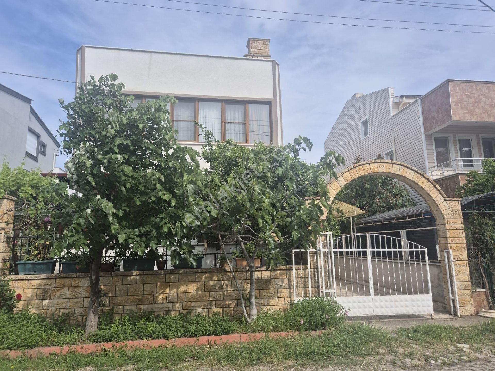 Akçay Güre'de Denize 2dk.mesafede Bahçeli Bakımlı Tripleks Villa - Görsel 35