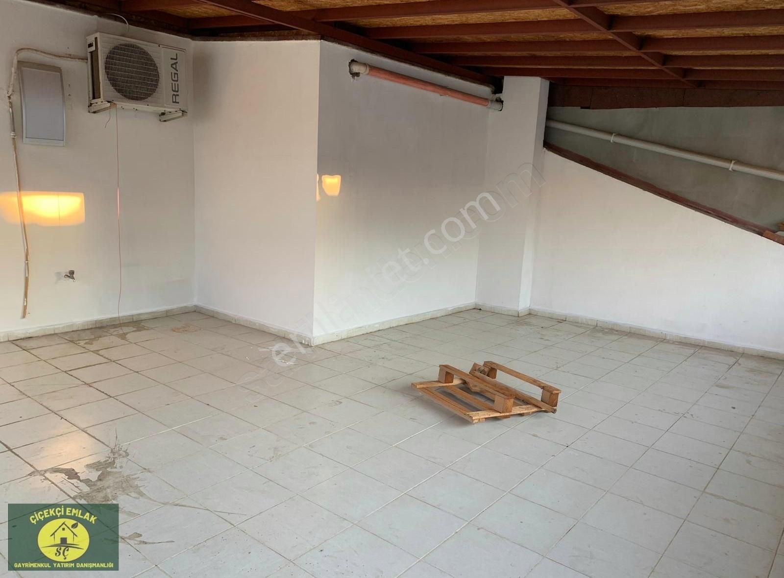 Altınkum' Da , 3+1, 130m2, Bakımlı, Kiralık Dubleks Daire...