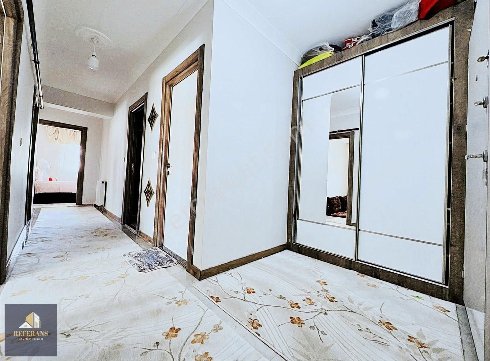 Merkezin İçinde Park Cepheli Köşebaşı Yüksek Kredili Y.giriş 3+1