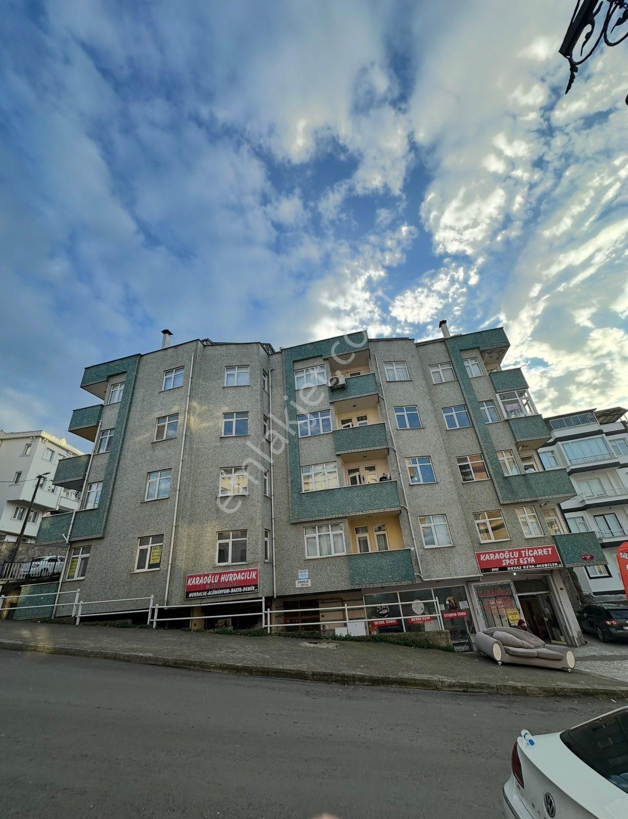 Trabzon Kalkinmada 2+1 Dogalgazli Kiralik Daire Daire Temmuzun 5 De Boşalacaktir Deniz Manzarali