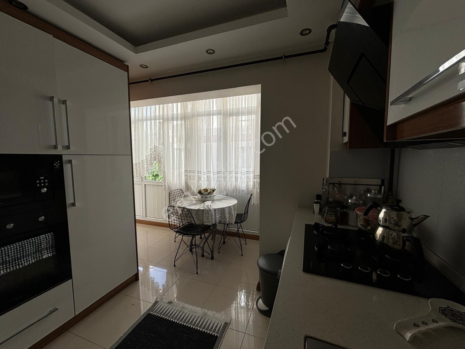 Locate'den Prof. Yusuf Vardar Sk.ta Satılık Tadilatlı 3+1 Daire - Görsel 22