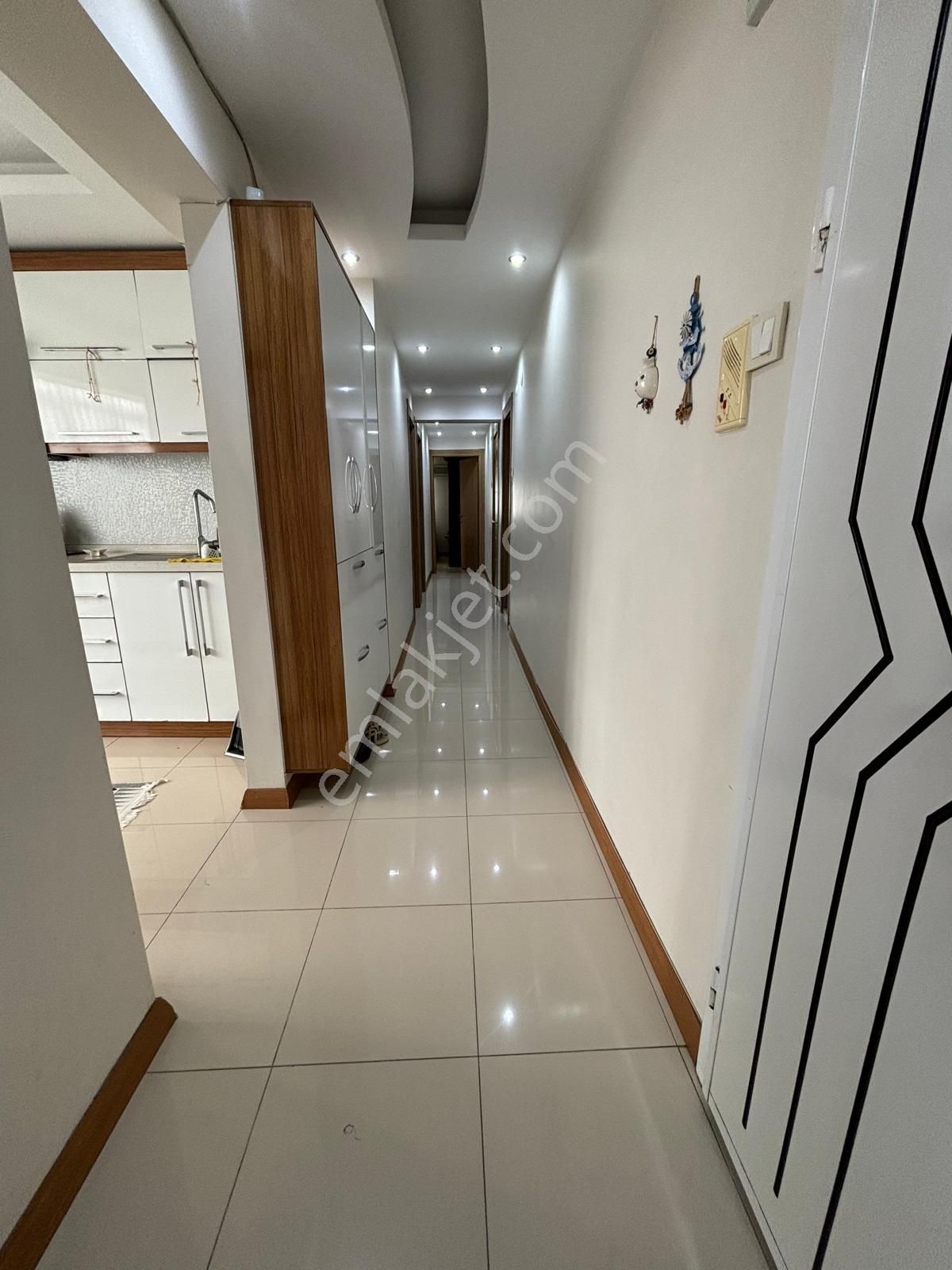 Locate'den Prof. Yusuf Vardar Sk.ta Satılık Tadilatlı 3+1 Daire - Görsel 12