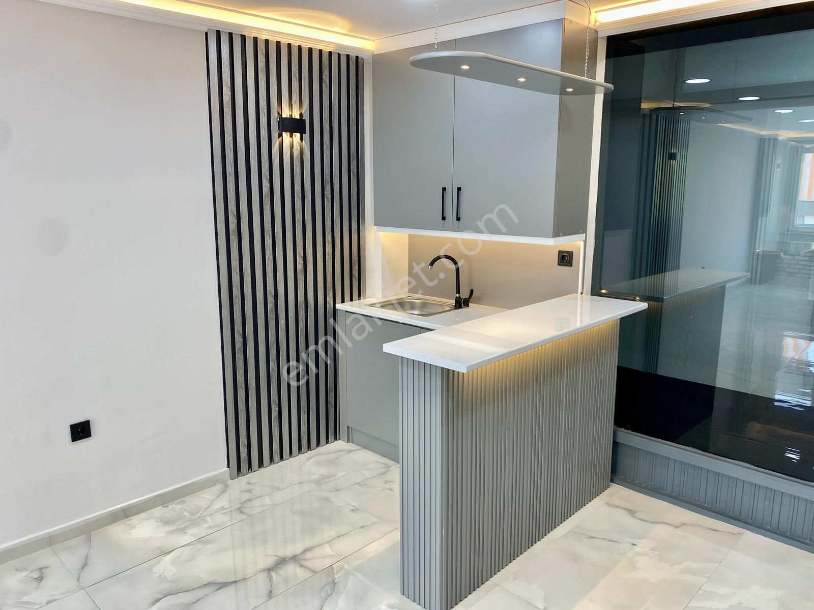 Oryaştan Ataşehir K.bakkalköy Çarşıda İçi Yapılı 40m2 Dükkan