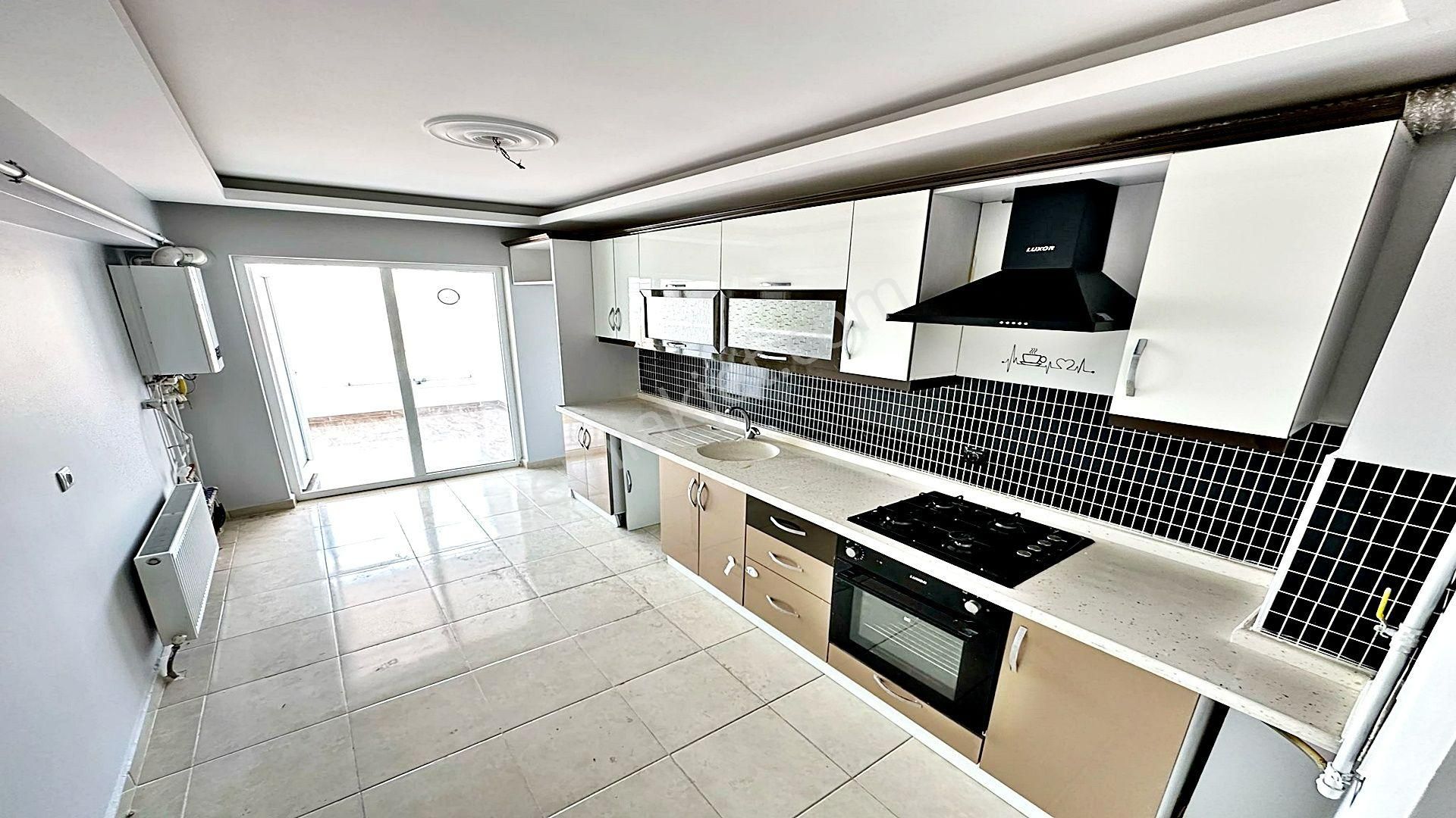Atapark 340 Cadde Yakını Manzaralı Yeni Bina Teras Balkonlu!