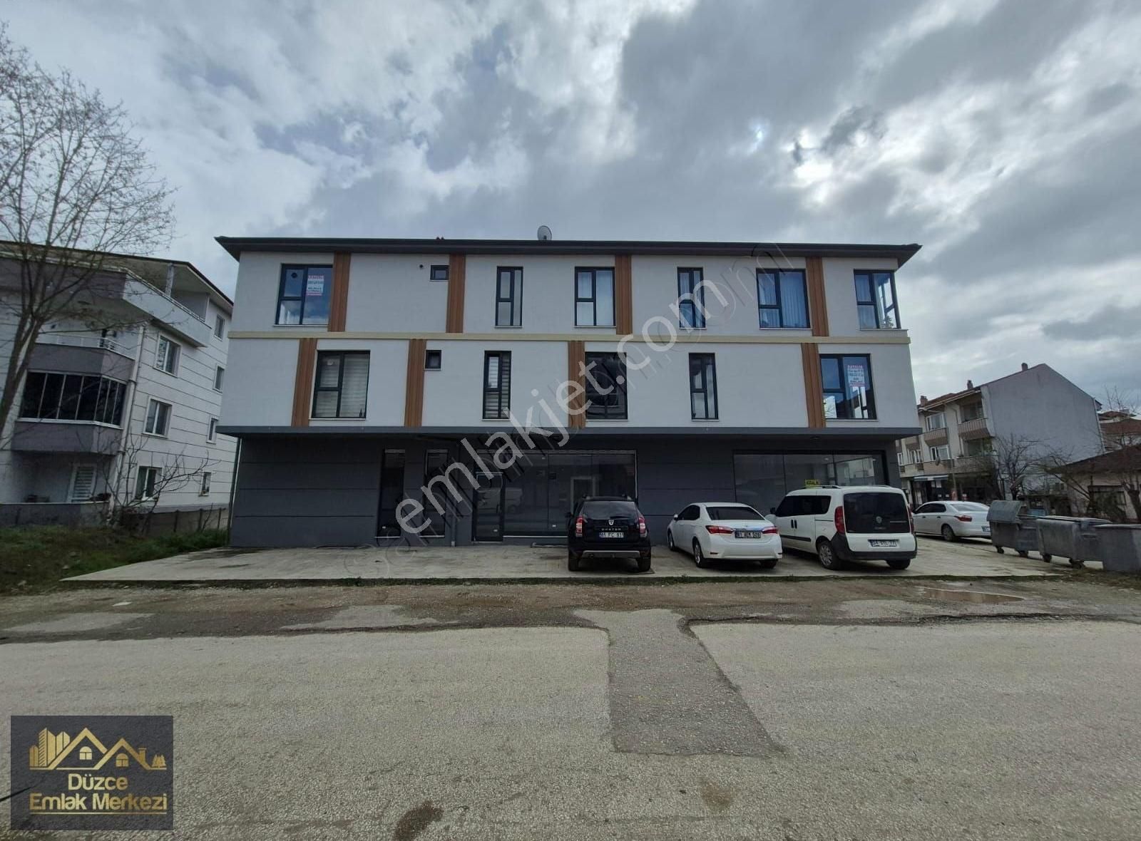 Aydınpınar Caddesi Kiralık 2+1 Amerikan Mutfaklı 3.kat