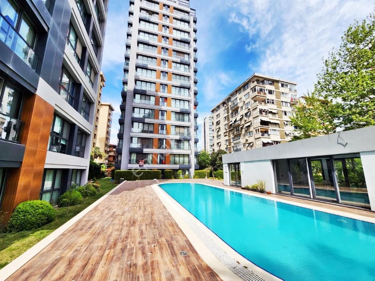 Kadıköy Suadiye Site Özellikli 3+1 Satılık Daire Troykadan