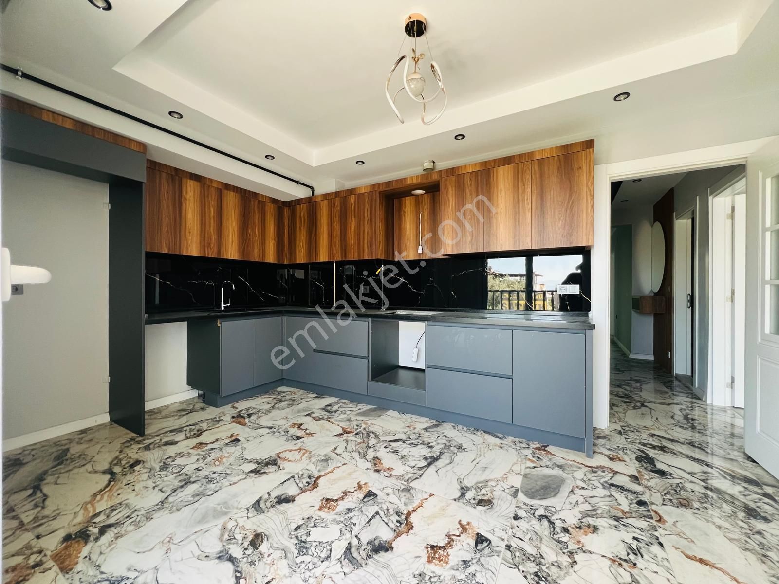 Nazilli🏡emlaktan-satılık Zaferde Dibekçi Mevkiinde 3+1 Lüx Daire