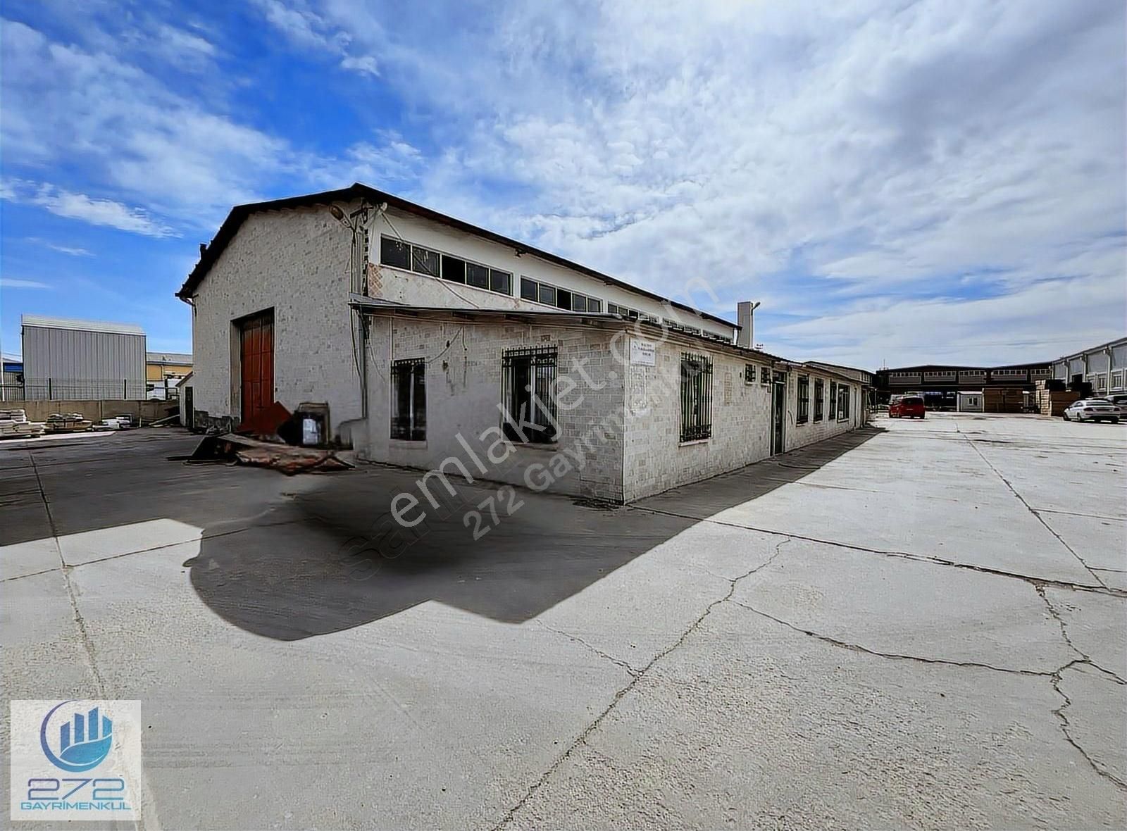 272 Emlak'tan Afyon Organize Sanayi Bölgesinde Kiralık İşyeri
